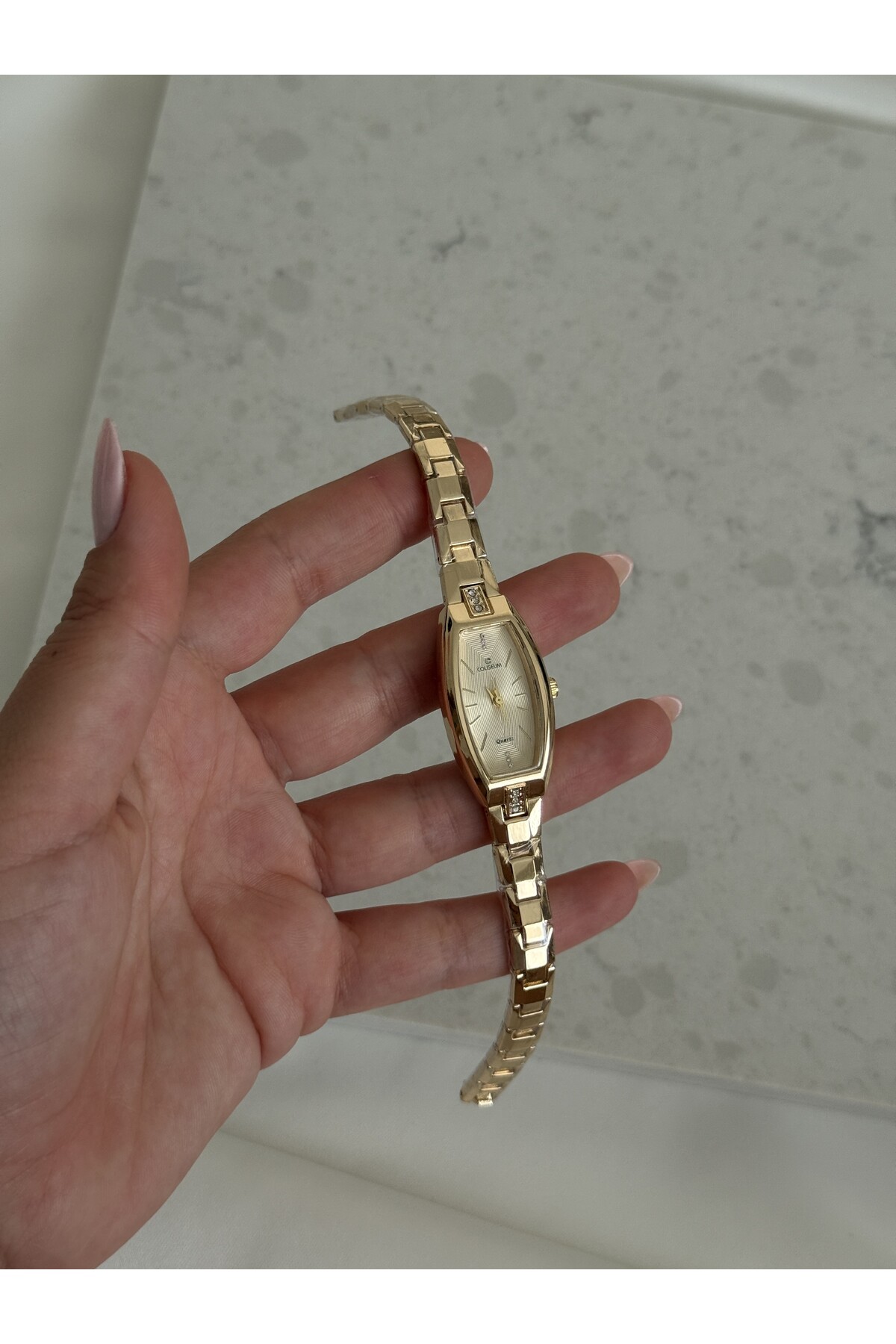 Lillianna Gold Kadın Kol Saati Şampanya Kadranlı Taş Detaylı Zarif Metal Kordon Quartz Saat görsel 5