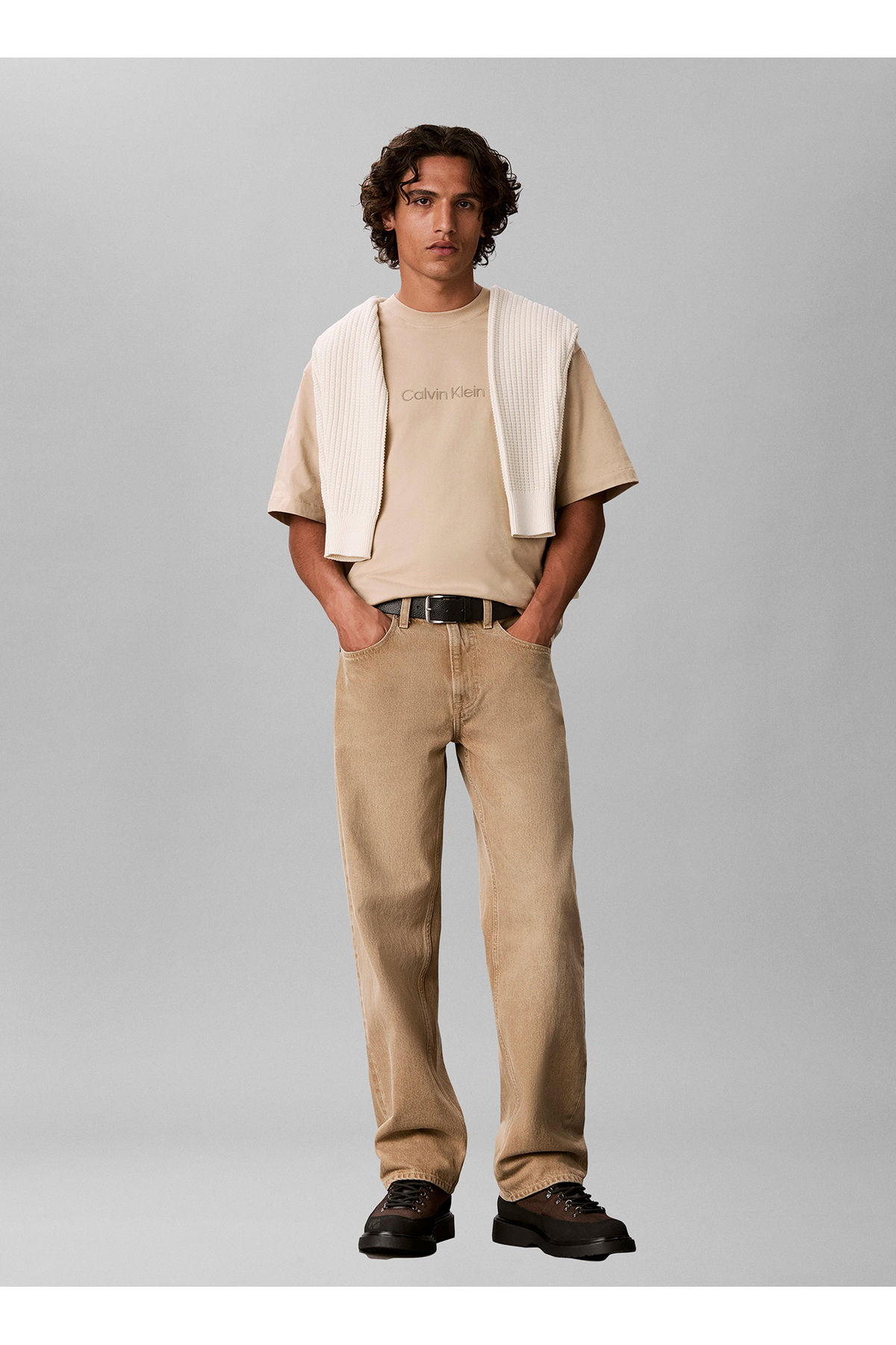 تیشرتمردانهCalvin Kleinبژ