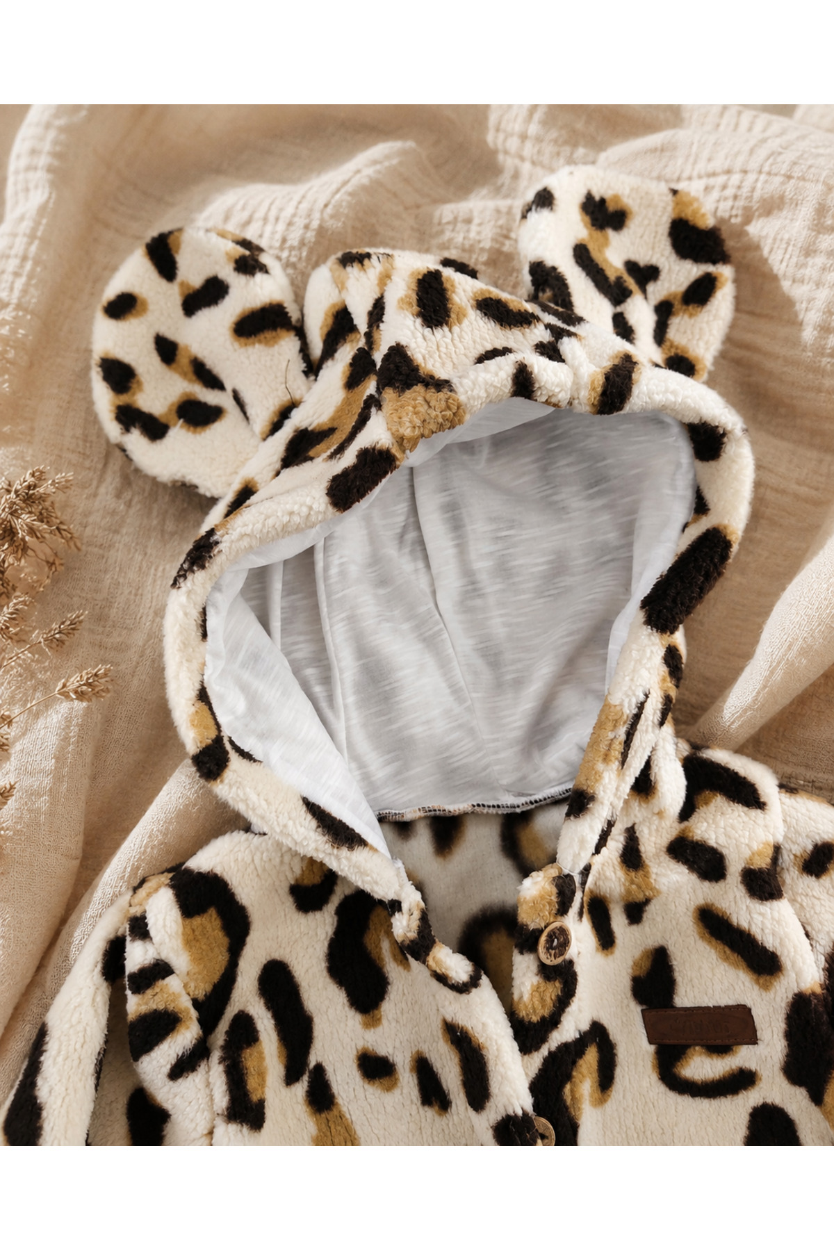 Leopar Desenli Kapüşonlu Peluş Kız Çocuk Mont