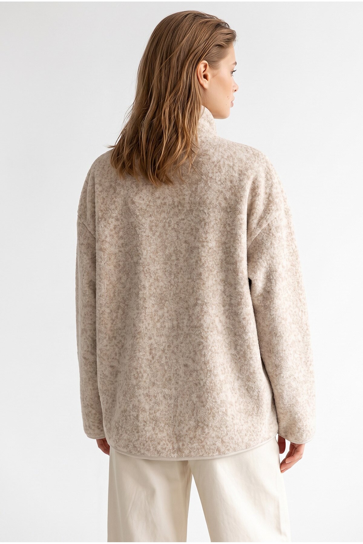Mixray 4984 Kadın Fermuarlı Önden Cepli Yumuşak Dokulu Dik Yaka Polar Sweatshirt Naturel görsel 5