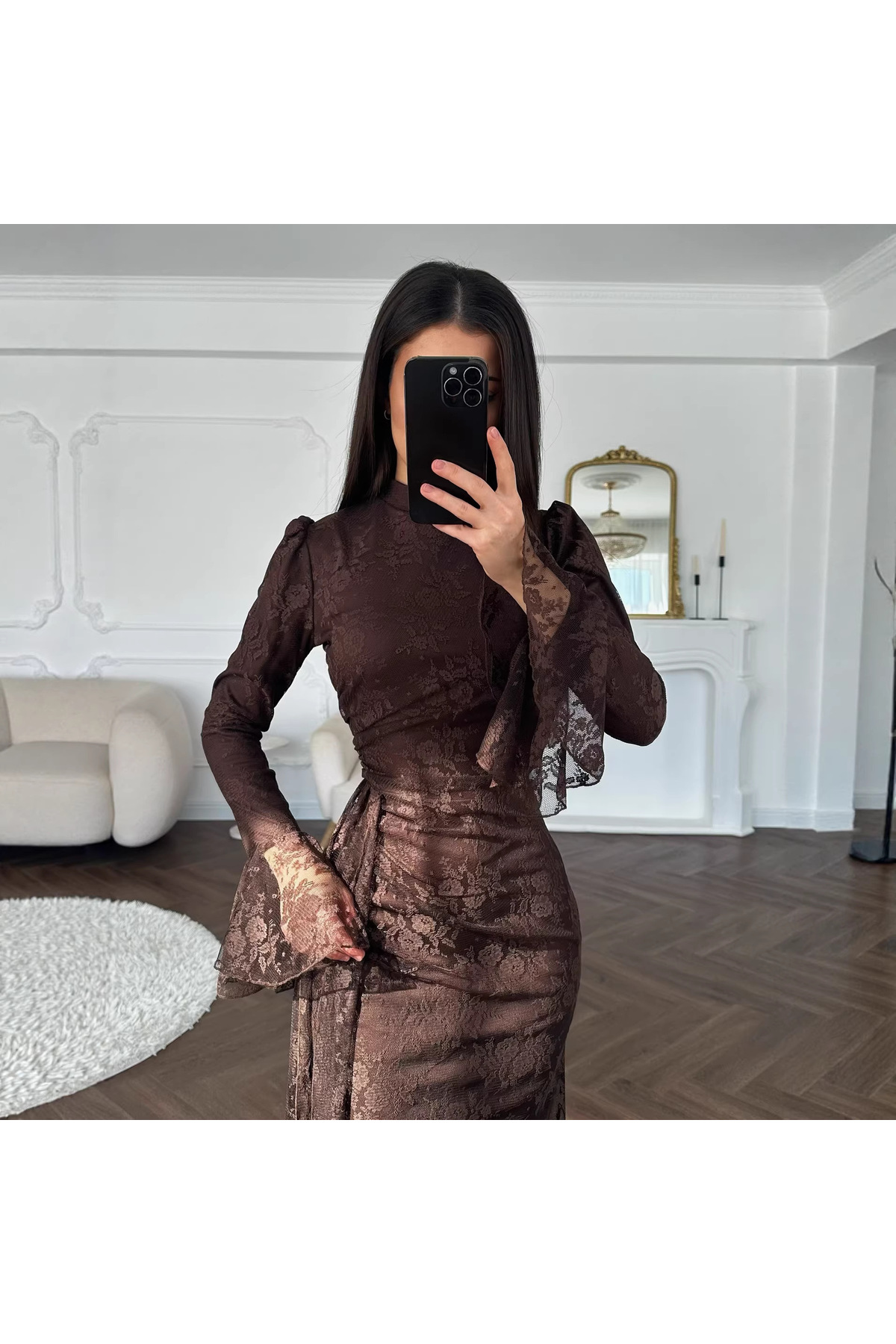 فساتين نسائية بتصميم مرقع وقصة عادية مع تطريز دانتيل