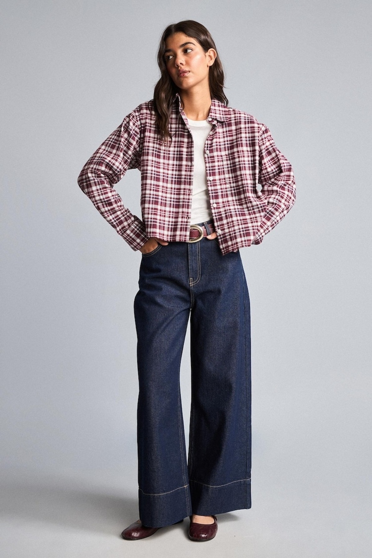 DeFacto %100 Pamuk Baggy Fit Geniş Paça Cepli Yıkamalı Kemerli Jean Pantolon H7129AX26AU