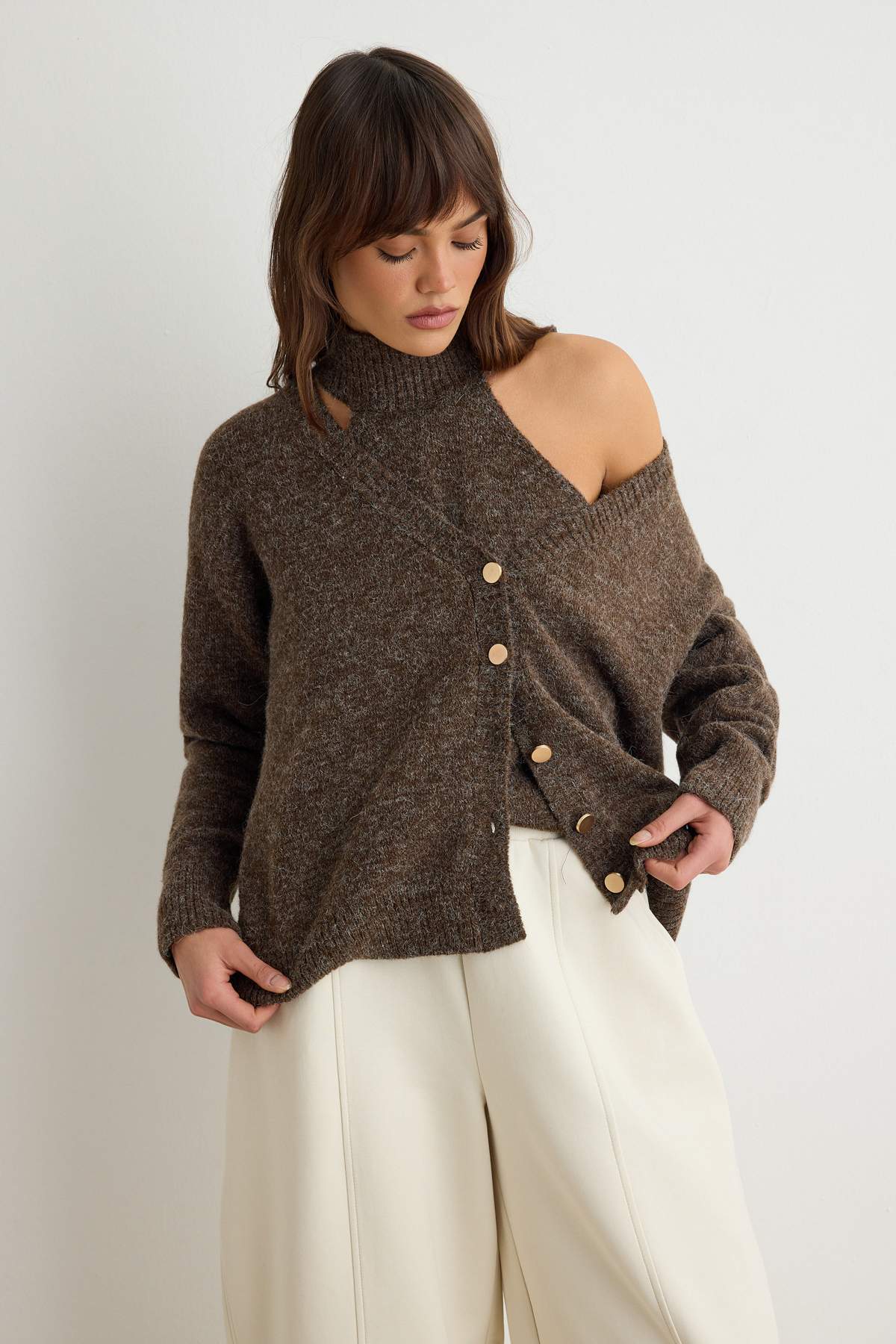 Trendyolmilla Kahverengi Yünlü Yumuşak Dik Yaka Oversize 2'li Bluz-Hırka Triko Hırka TWOAW27HI00068