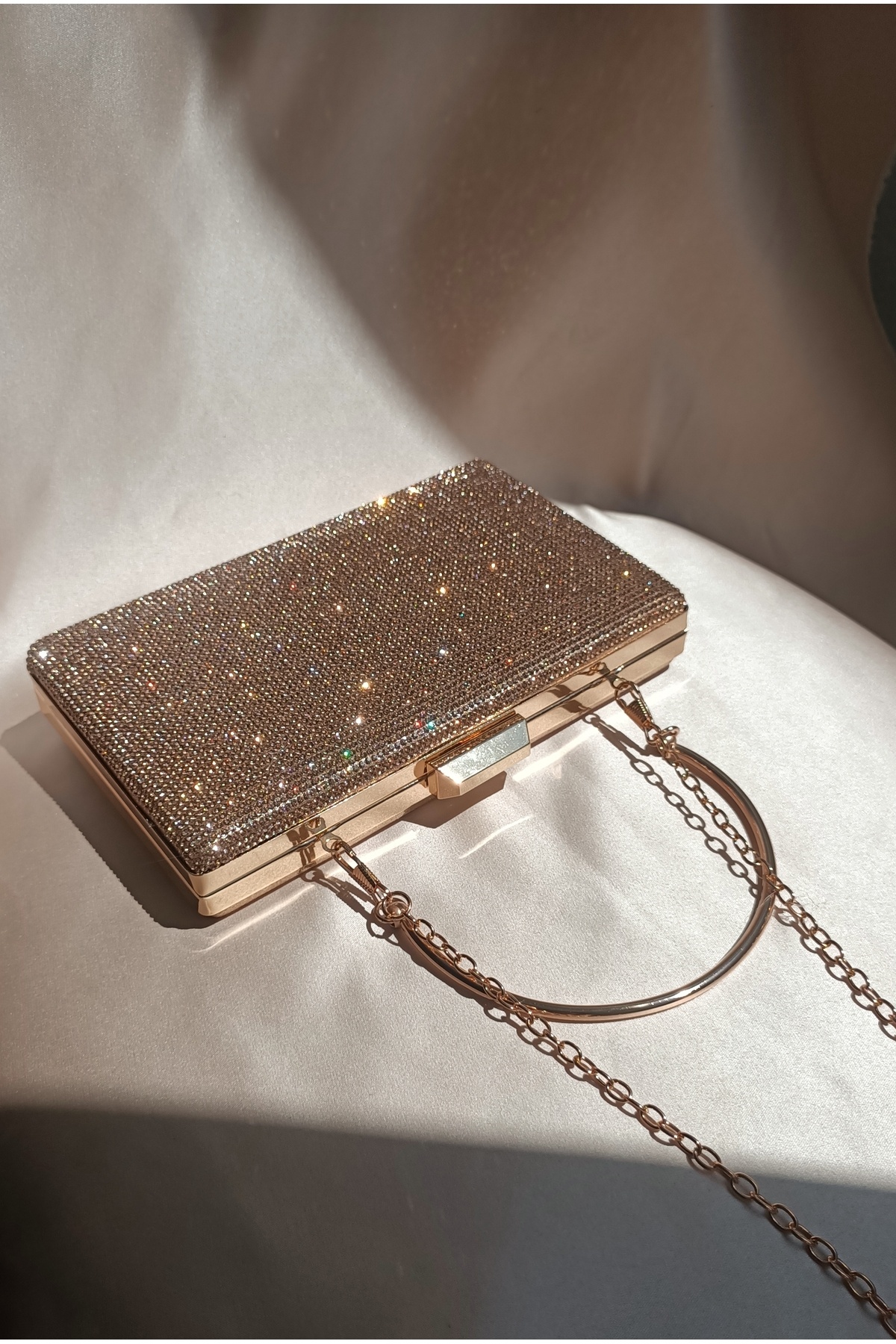 Gül karatekin gk Kadın Rose Gold Kristal Sırataşlı Ekstra Zincirli ve Çıkarılabilir Tutma Saplı Şık Abiye Portföy Çanta görsel 2
