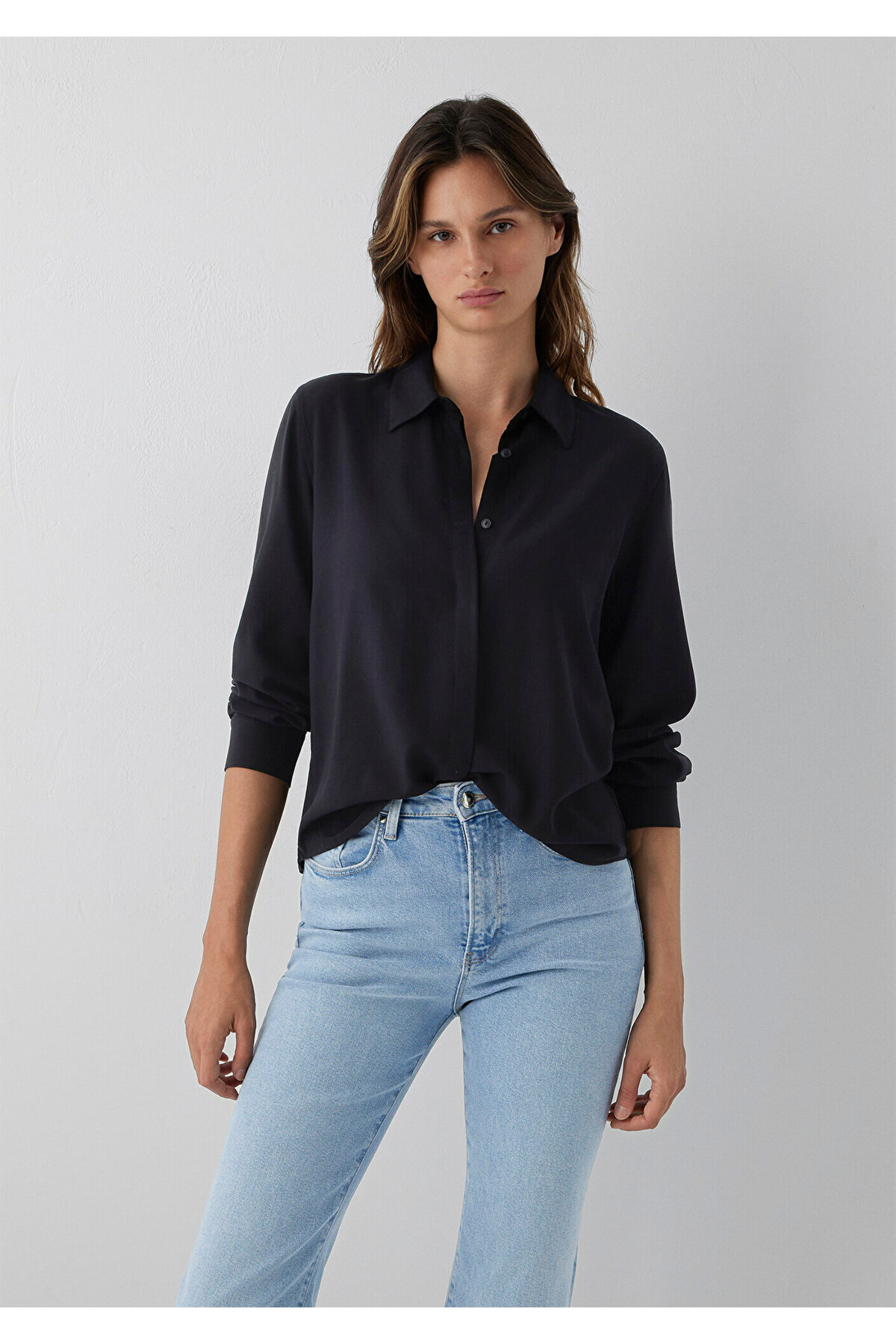 Siyah Vizkoz Gömlek Regular Fit / Normal Kesim 1211620-900 — مشکی — تصویر 2 از 7