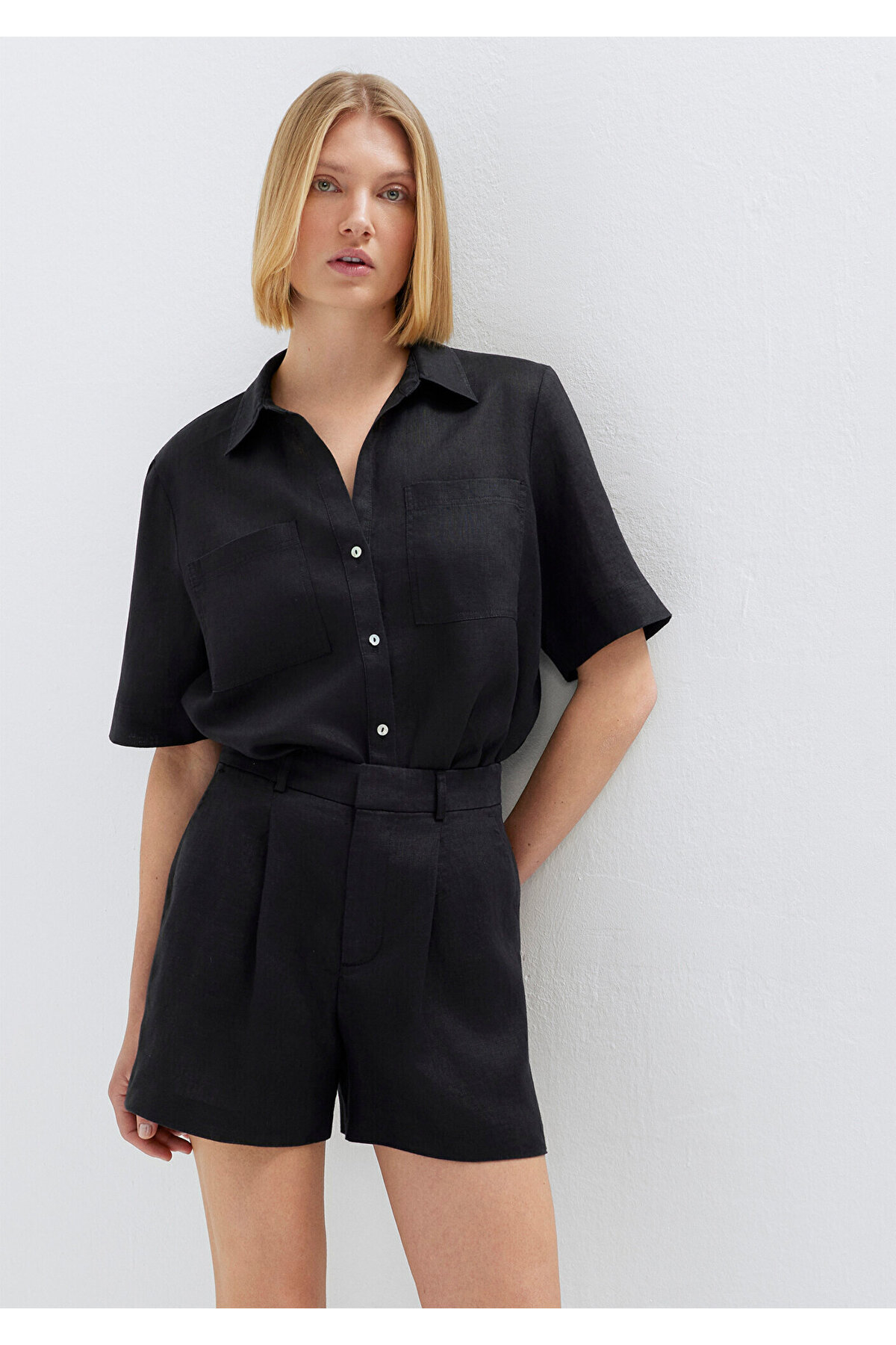 Mavi Cepli Siyah Keten Gömlek Slim Fit / Dar Kesim 1211466-900 — مشکی