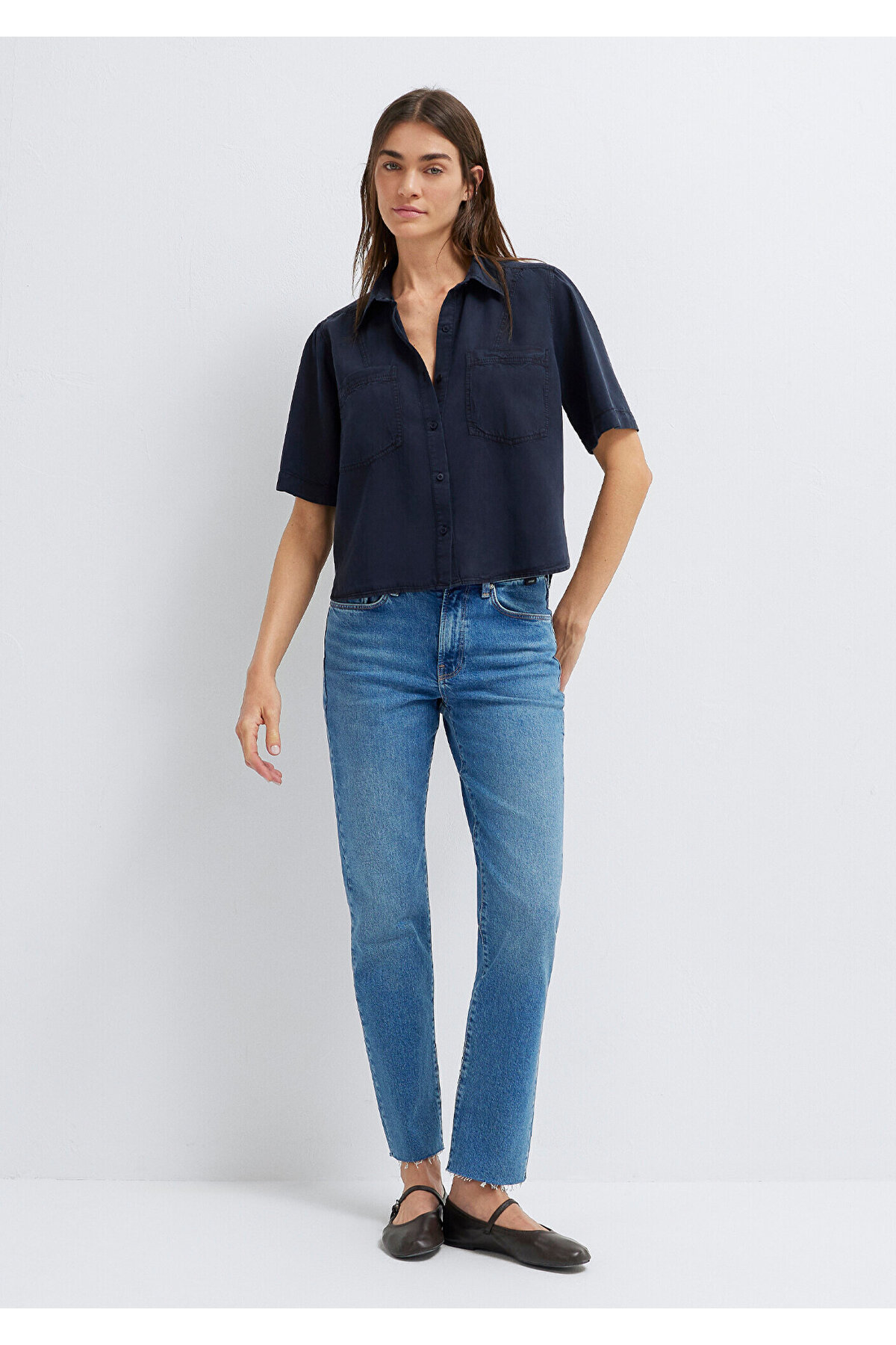 Lacivert Crop Gömlek Loose Fit / Bol Rahat Kesim 1211458-91598 — سرمه‌ای — تصویر 2 از 8