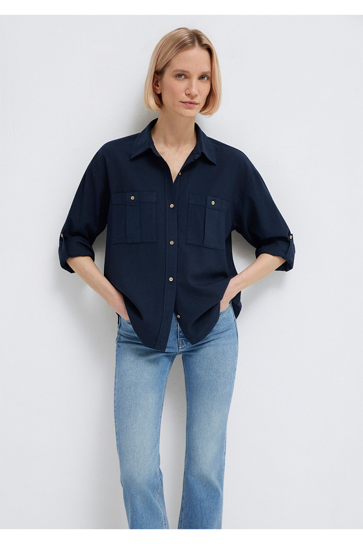 Mavi Düğme Detaylı Lacivert Gömlek Loose Fit / Bol Rahat Kesim 1211383-70492 — سرمه‌ای