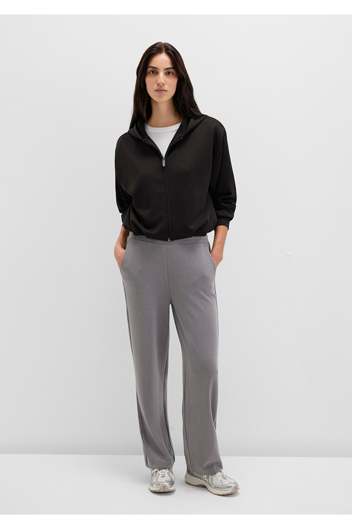 Mavi Fermuarlı Siyah (TENCEL™) Modal Karışımlı Sweatshirt 1S10489