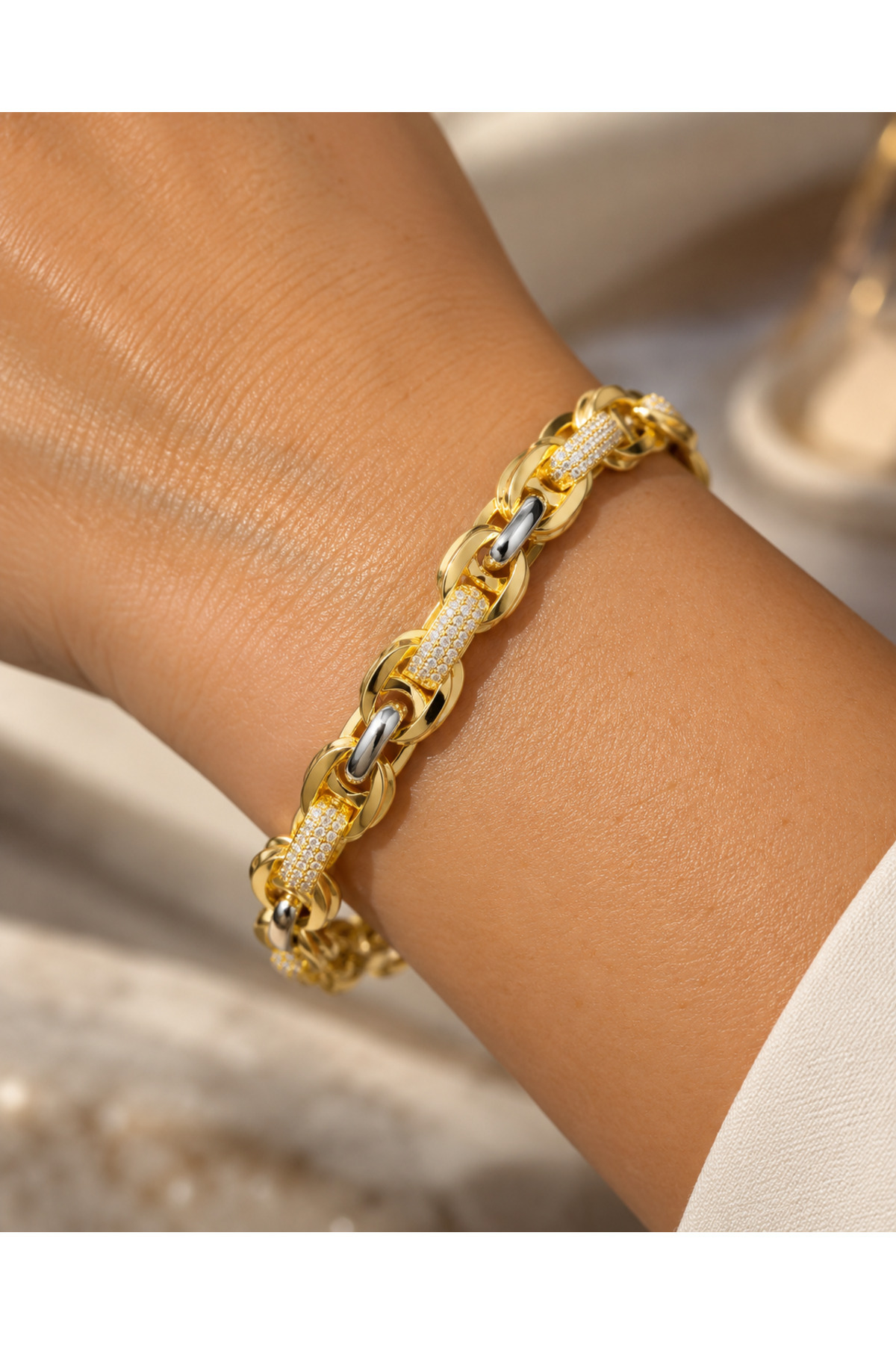 innuendo jewelery 925 Ayar Gümüş Altın Kaplama Zirkon Taşlı Lüks Halka Zincir Bileklik görsel 3