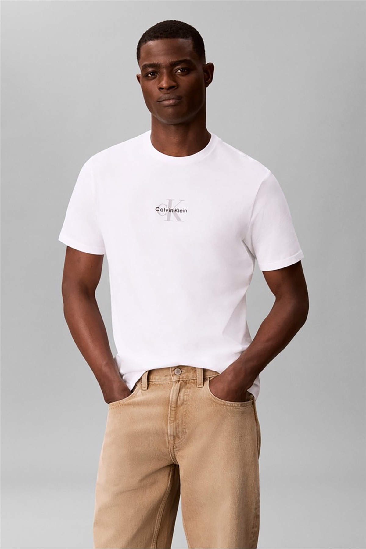 تیشرتمردانهCalvin Kleinسفید