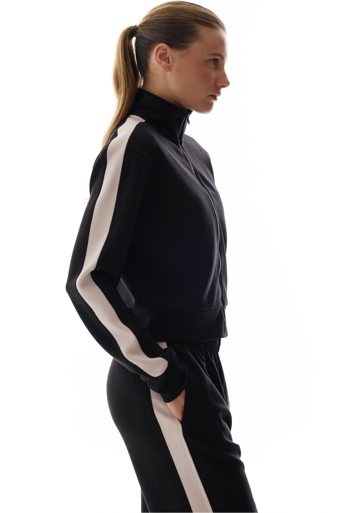 Penti Siyah İpeksi Dokunuş Silky Touch Şerit Detaylı Sweatshirt görsel 4