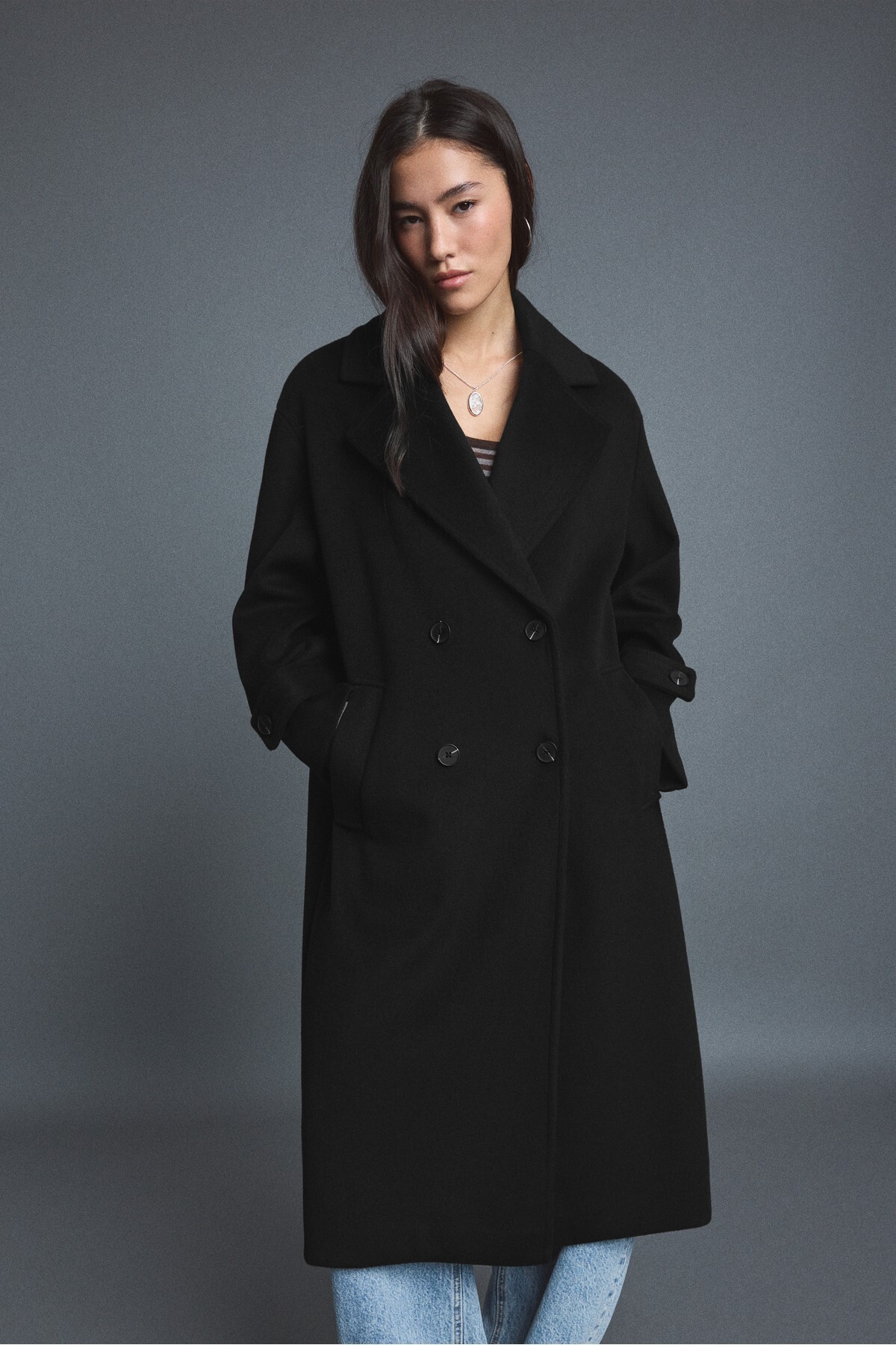 Stradivarius Yumuşak dokulu uzun oversize kaban görsel 3