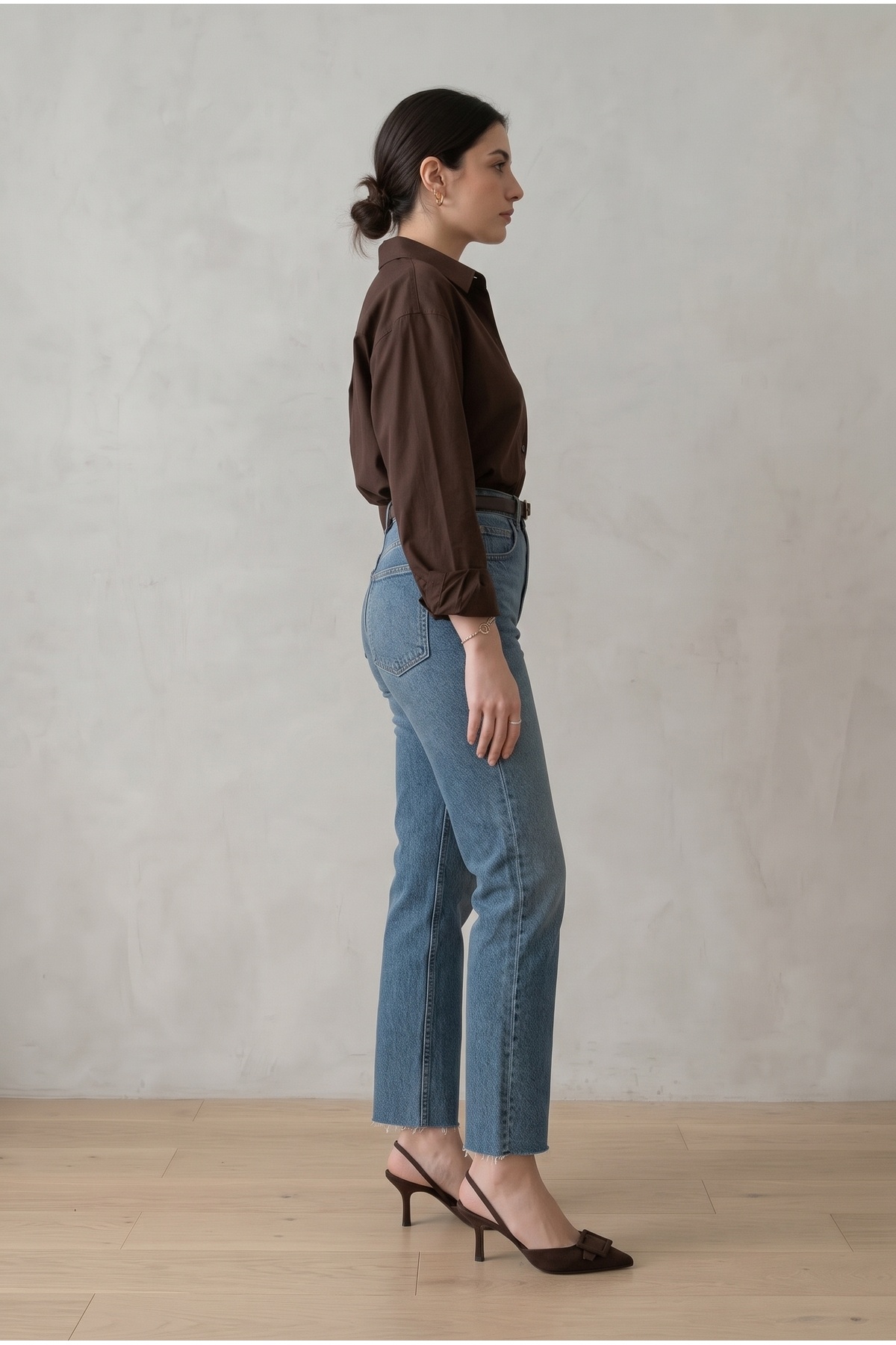 Julia Vintage Cut-Ankle Mom Fit Straight Jean 5