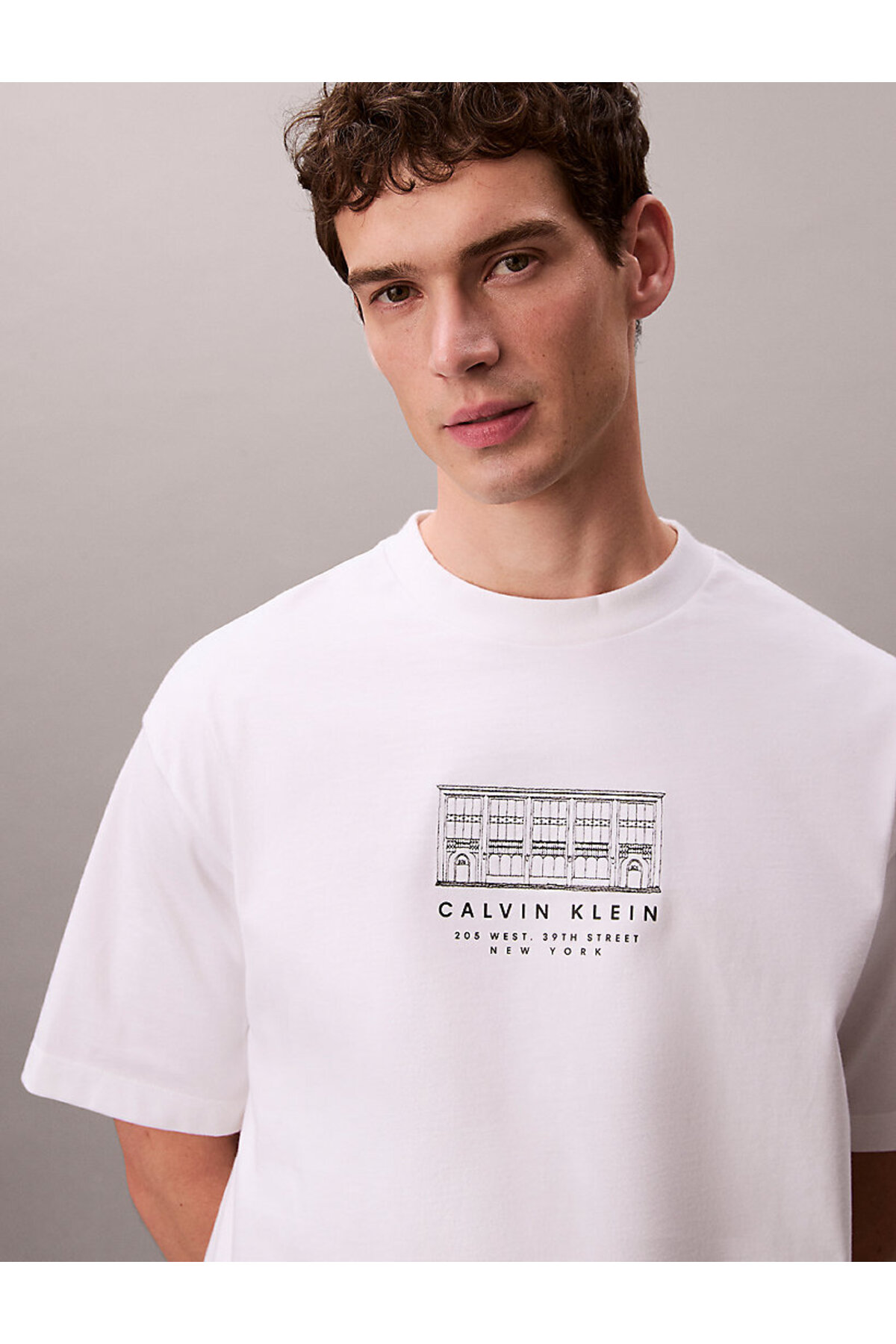 تیشرتمردانهCalvin Kleinسفید تیشرتمردانهCalvin Kleinسفید