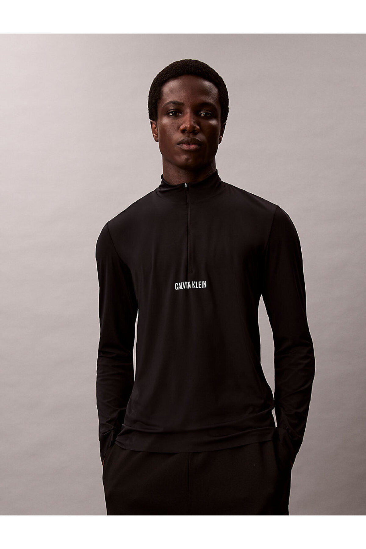 تیشرتمردانهCalvin Kleinمشکی