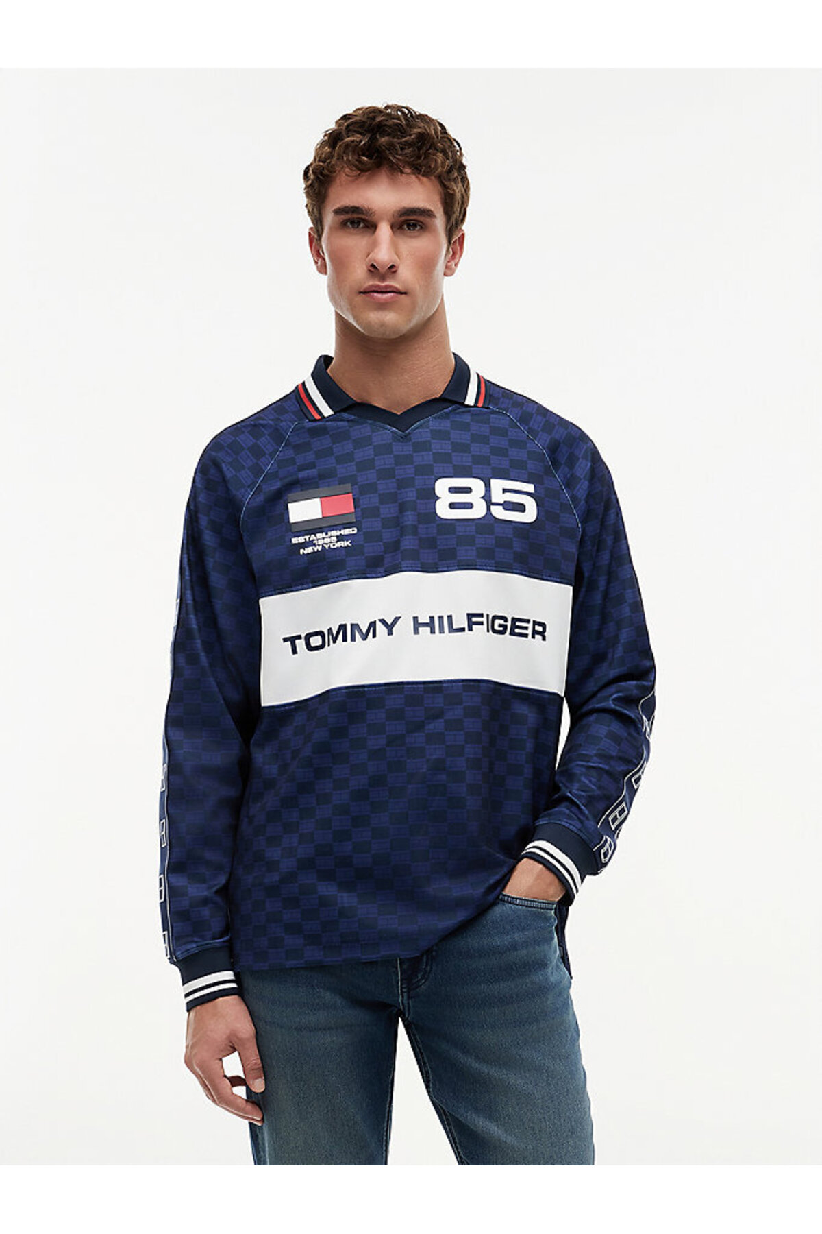 تیشرتمردانهTommy Hilfigerآبی سرمه‌ای