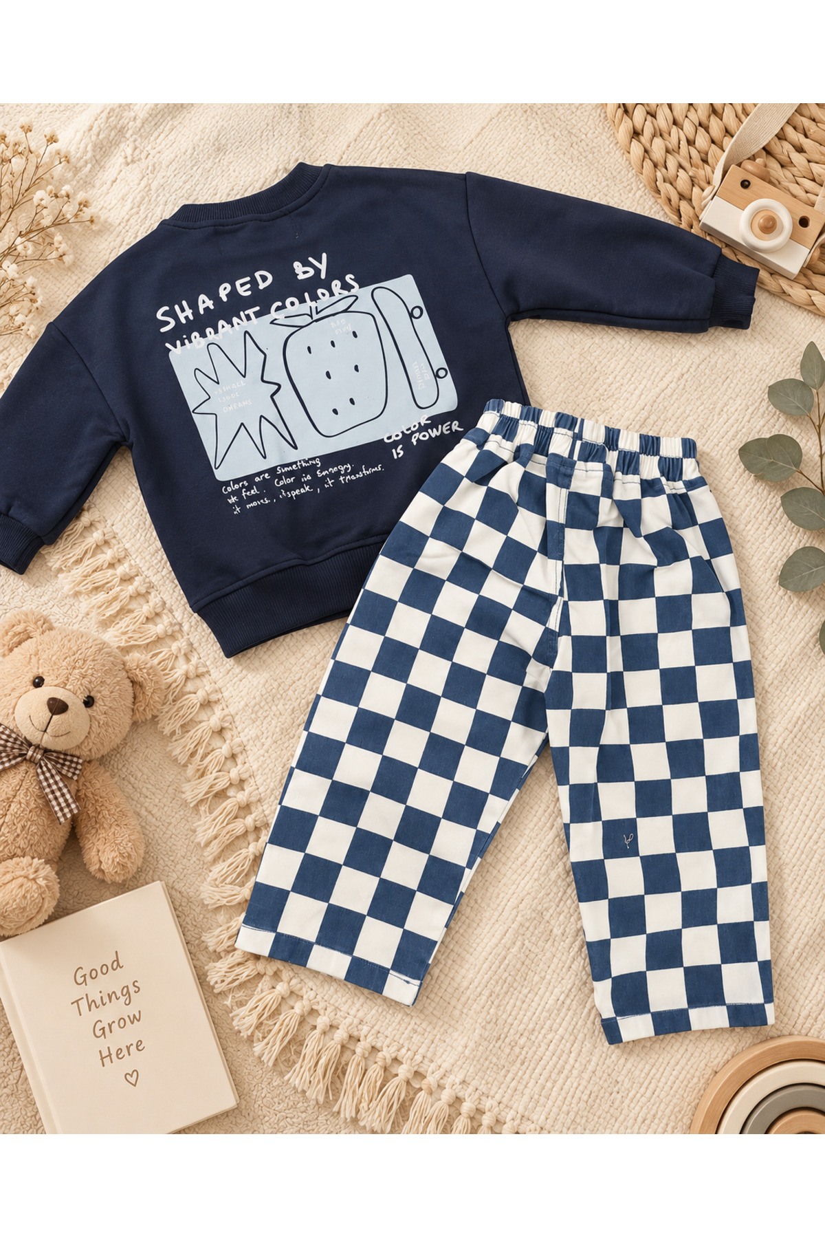 Erkek Çocuk Lacivert Sweatshirt ve Dama Desenli Pantolon 2’li Takım