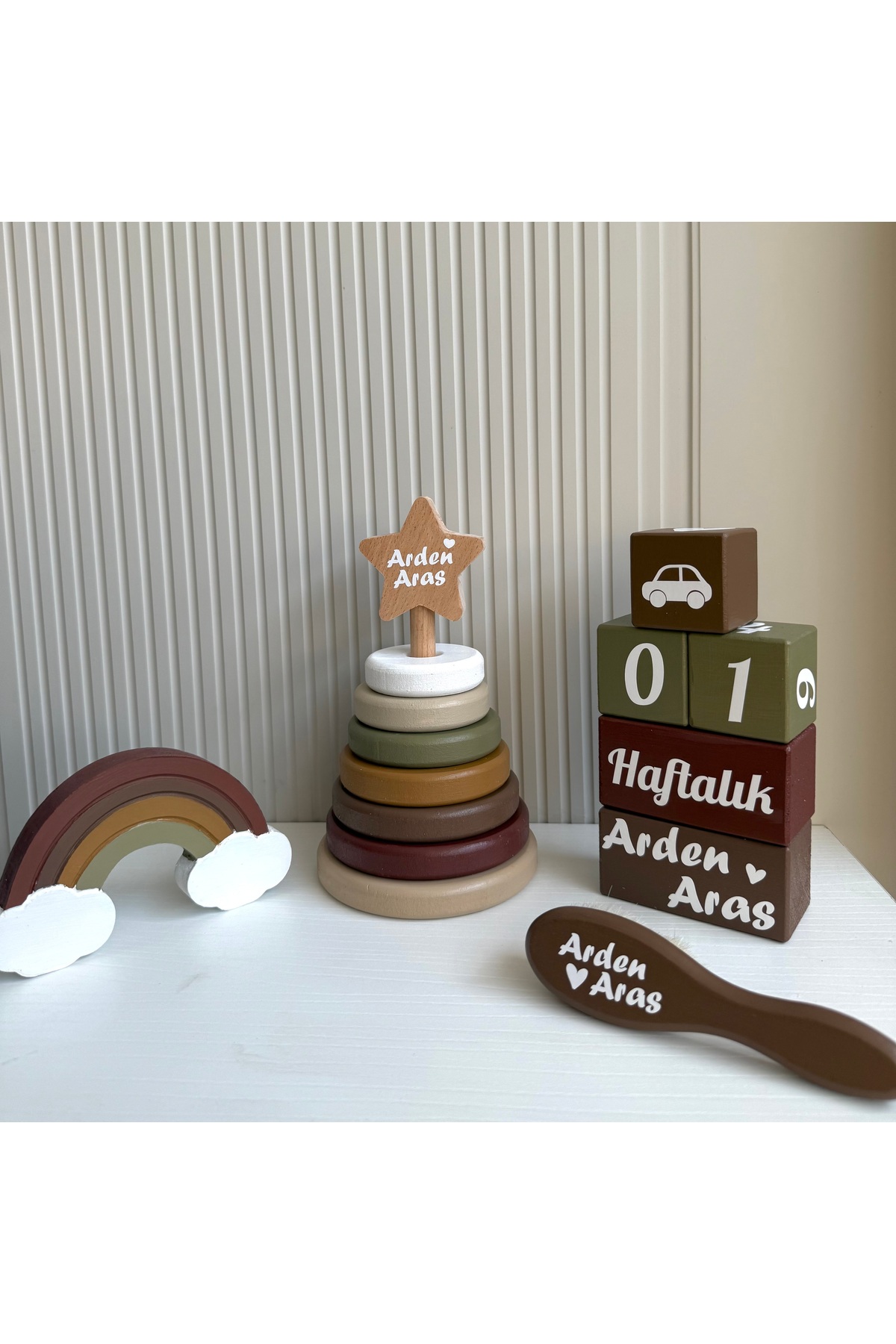 Kişiye Özel Bebek Anı Küpleri, İsimli Tarak ve Ahşap Halka Oyuncak Seti ve Gökkuşağı