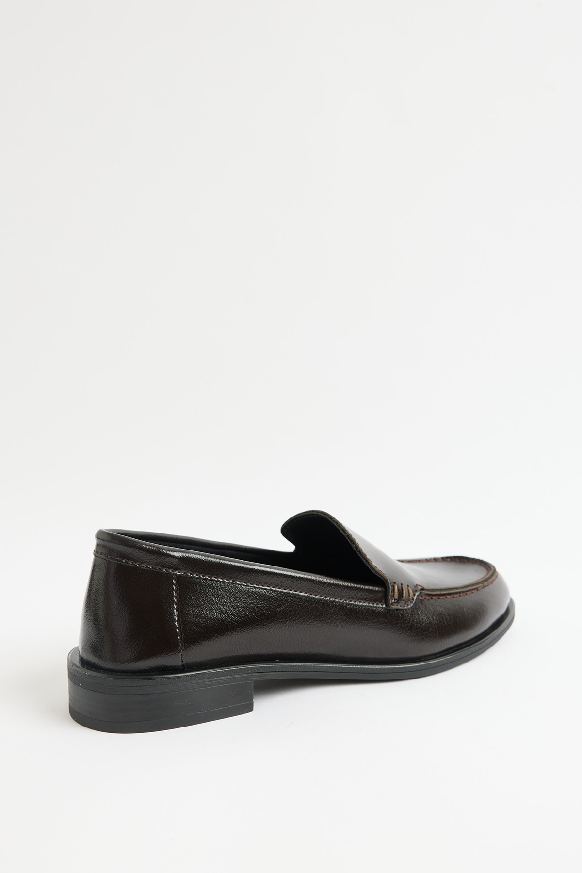 LUTVELIZADE Loafer 2602 - Klasik Deri Görünümlü Acı Kahve Kadın Loafer görsel 4