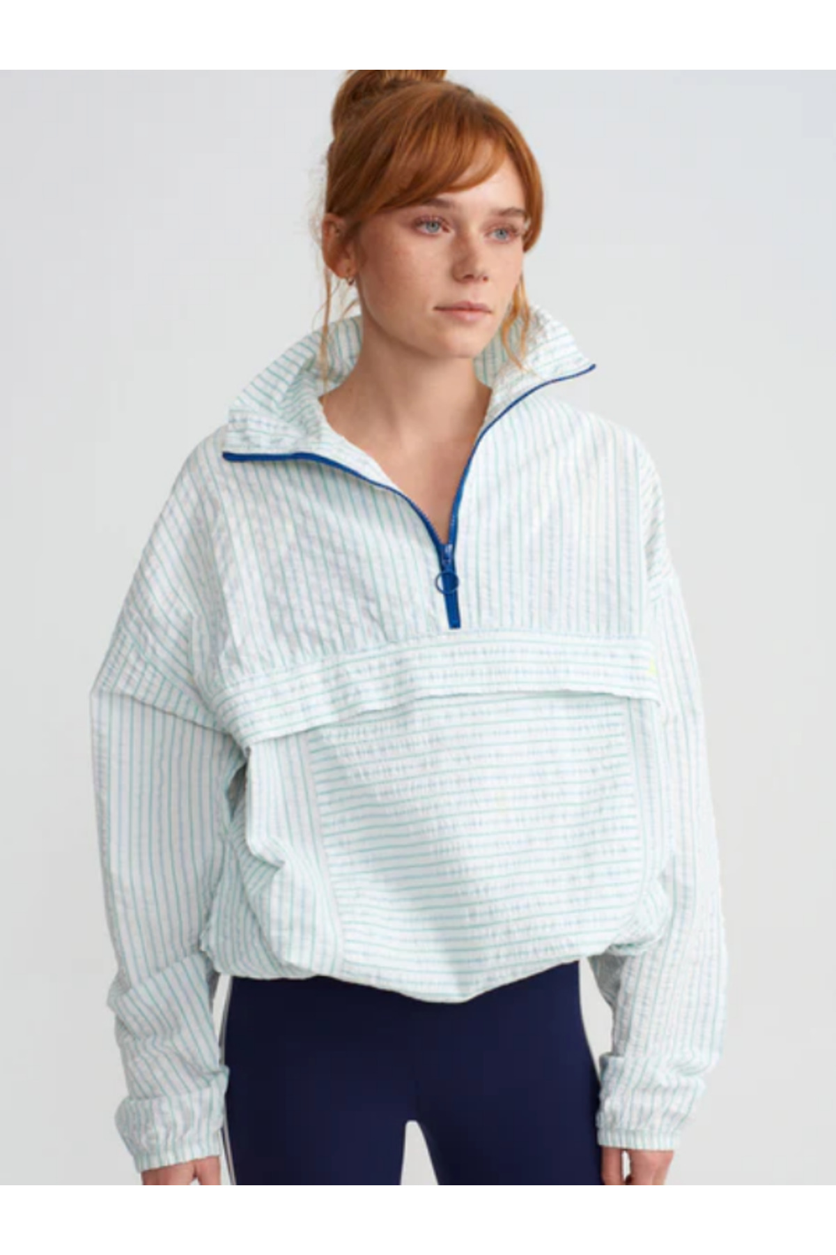 y.orstruly KADIN YARIM FERMUARLI %100 PAMUK ÇİZGİLİ POPLİN CEP VE BÜZGÜ DETAYLI SIRTI PENCERELİ SWEATSHIRT