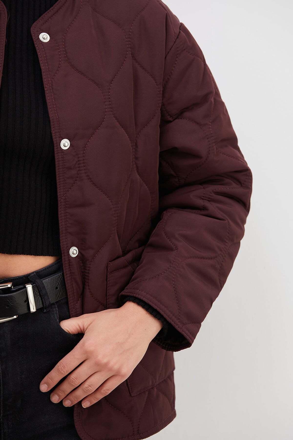 Fulla Moda Su Yolu Desenli Kapitone Çıtçıtlı Mont görsel 5