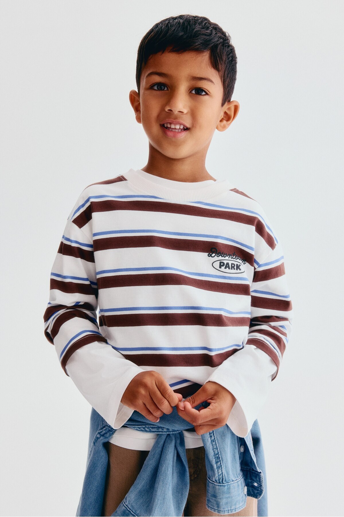 تی‌شرت آستین بلند طرح‌دار اچ اند ام تی شرت H&M