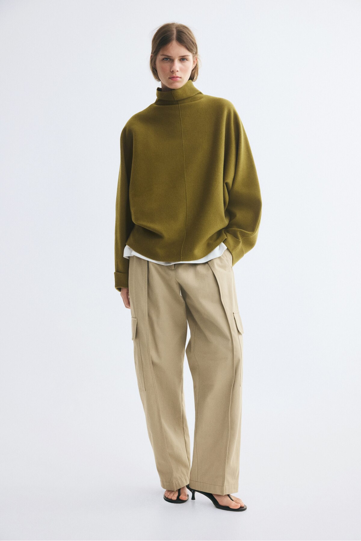 Yarım Balıkçı Yakalı Oversize Kazak