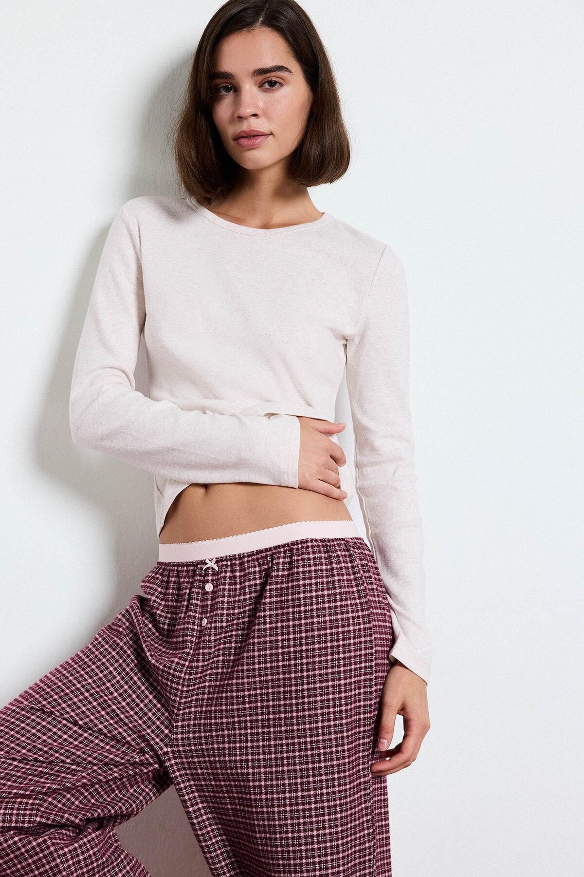 DeFacto Regular Fit Bisiklet Yaka Uzun Kollu Üst Ekose Desenli Geniş Paça Alt 2li Flanel Pijama Takımı H4398 görsel 3