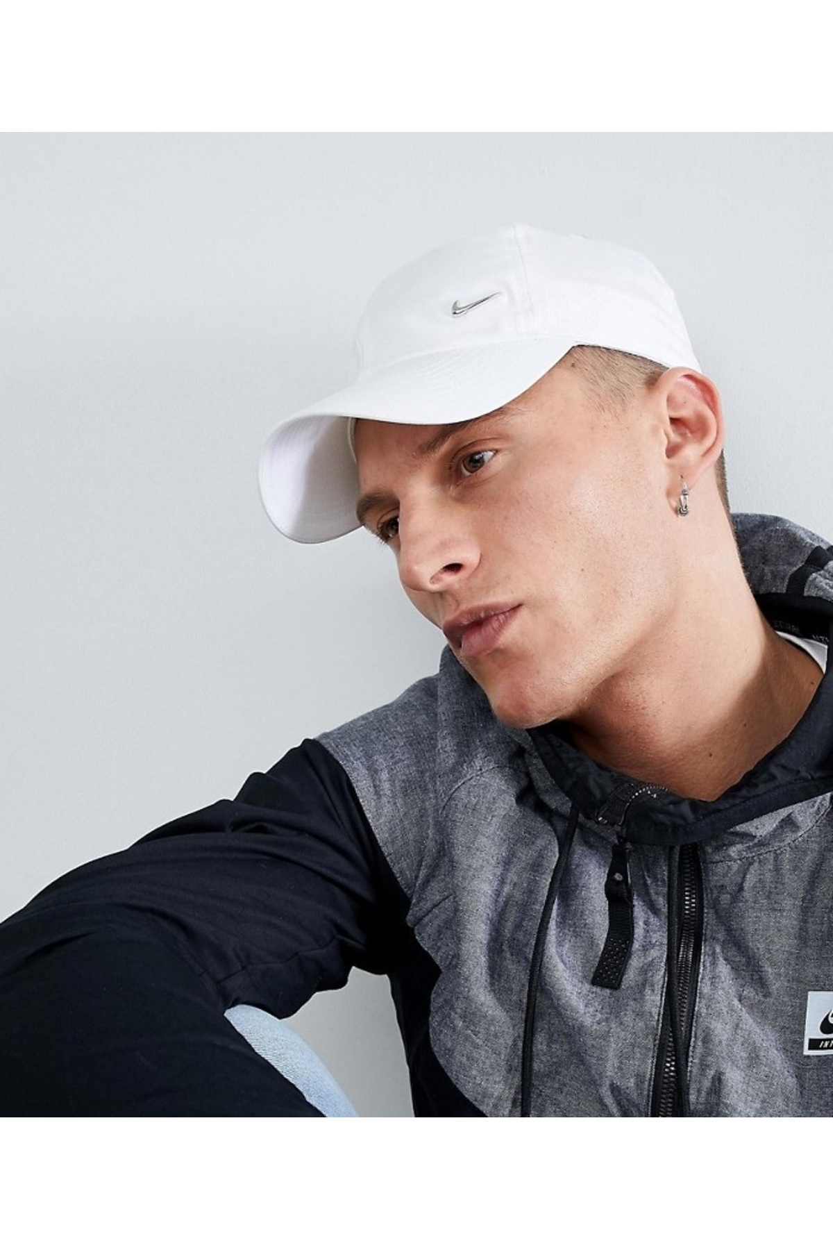 کلاه کپ مدل Dri Fit Club Metal Swoosh HF6855-100 نایکی کلاه Nike
