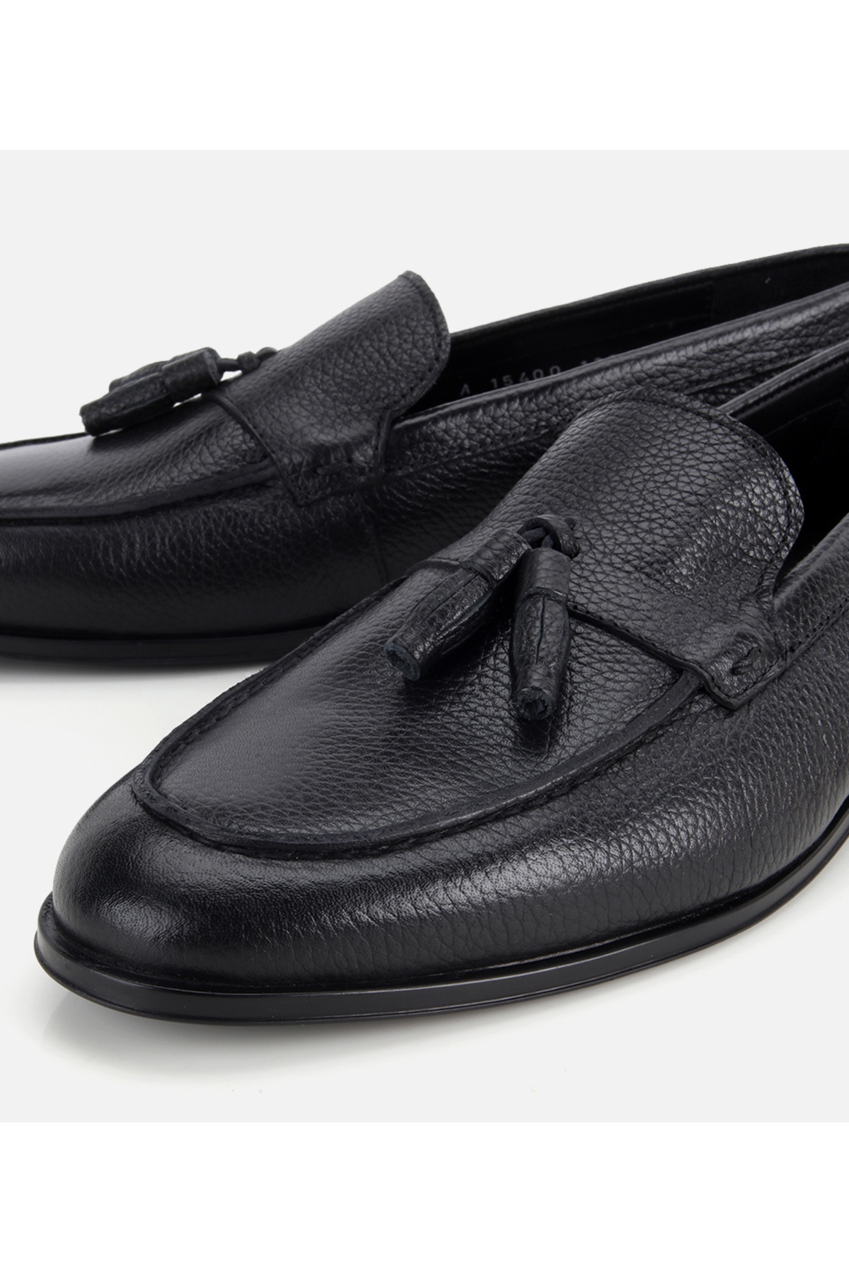 Hotiç Erkek Deri Siyah Yumuşak Dokulu Püskül Detaylı Klasik Loafer görsel 3