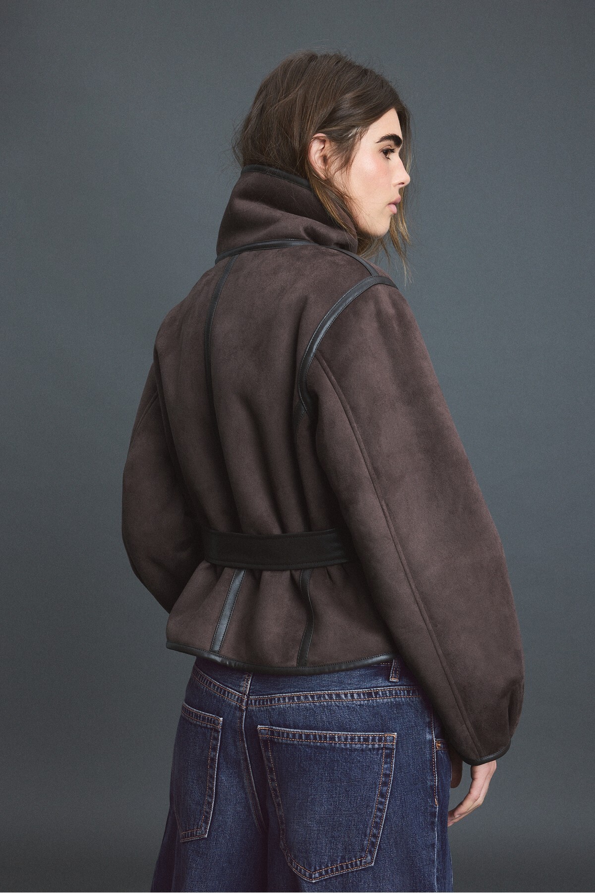 Stradivarius İçi kürklü kruvaze ceket görsel 5
