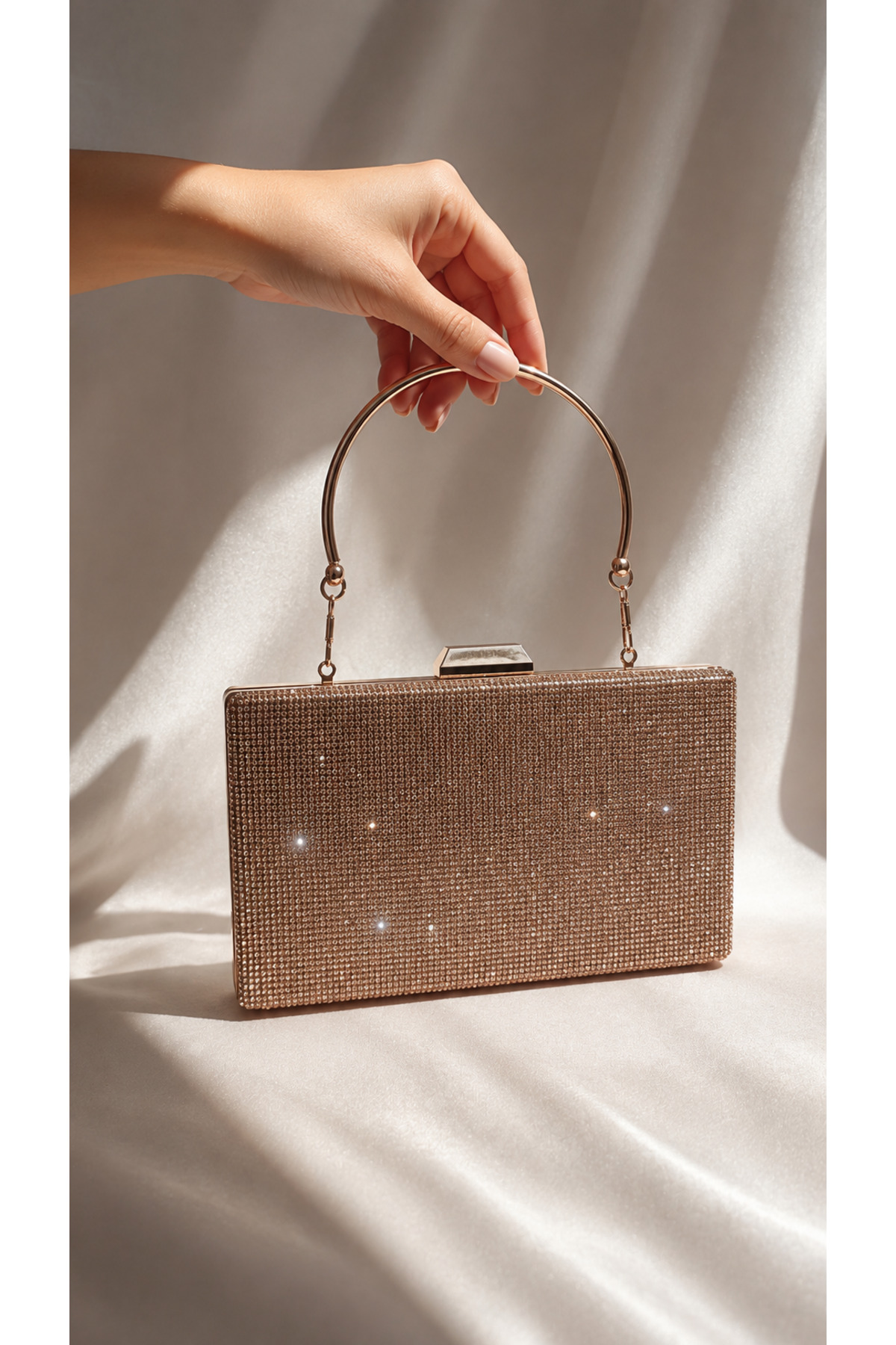 Gül karatekin gk Kadın Rose Gold Kristal Sırataşlı Ekstra Zincirli ve Çıkarılabilir Tutma Saplı Şık Abiye Portföy Çanta