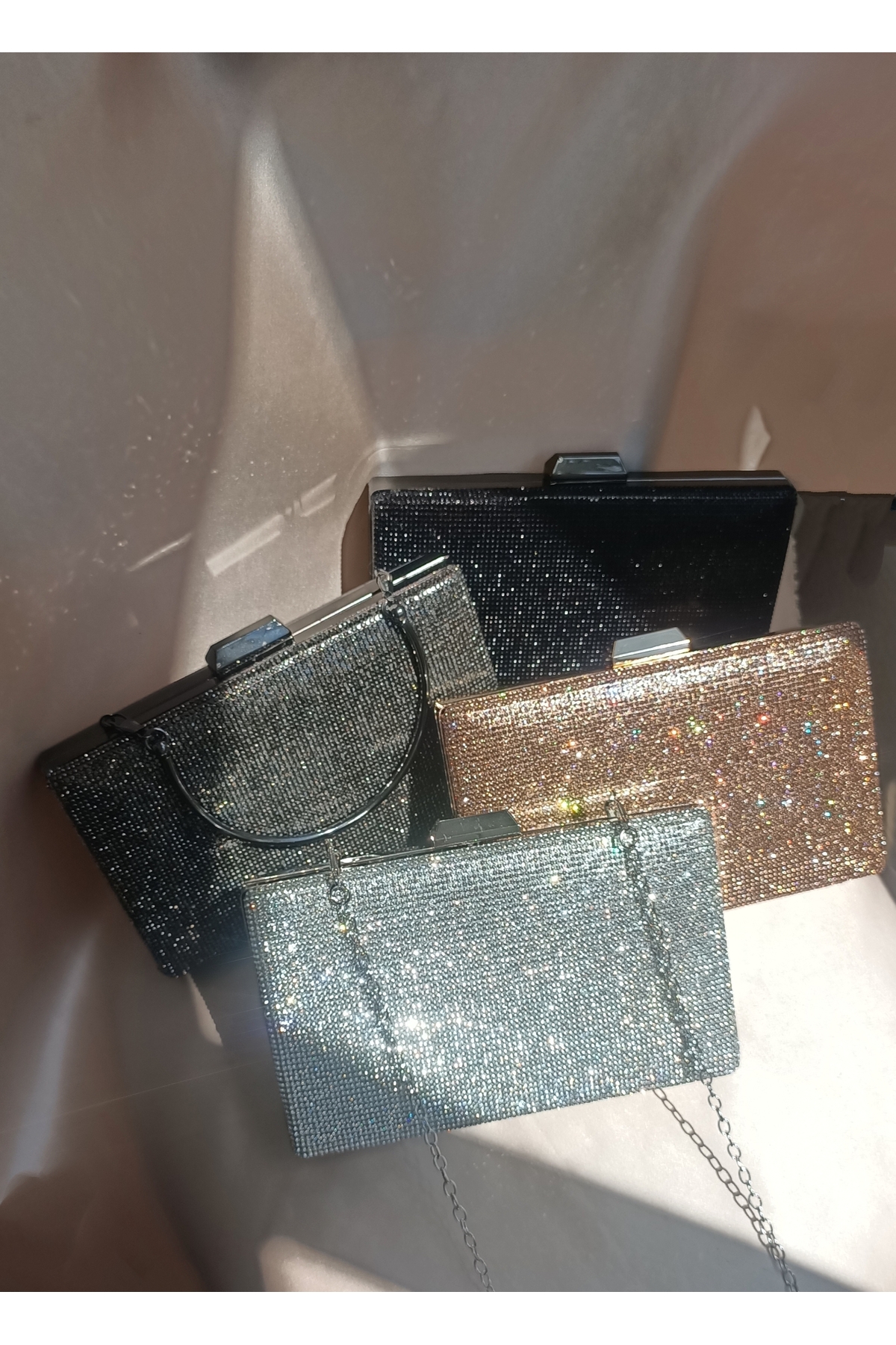 Gül karatekin gk Kadın Rose Gold Kristal Sırataşlı Ekstra Zincirli ve Çıkarılabilir Tutma Saplı Şık Abiye Portföy Çanta görsel 7