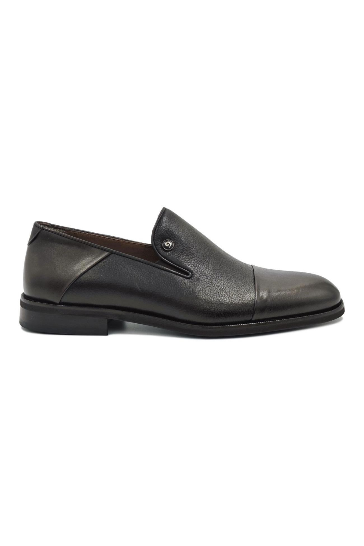 کفش کلاسیک مردانه چرم اصل ۱۰۴۱۱ مشکی پیر کاردین کفش کلاسیک Pierre Cardin