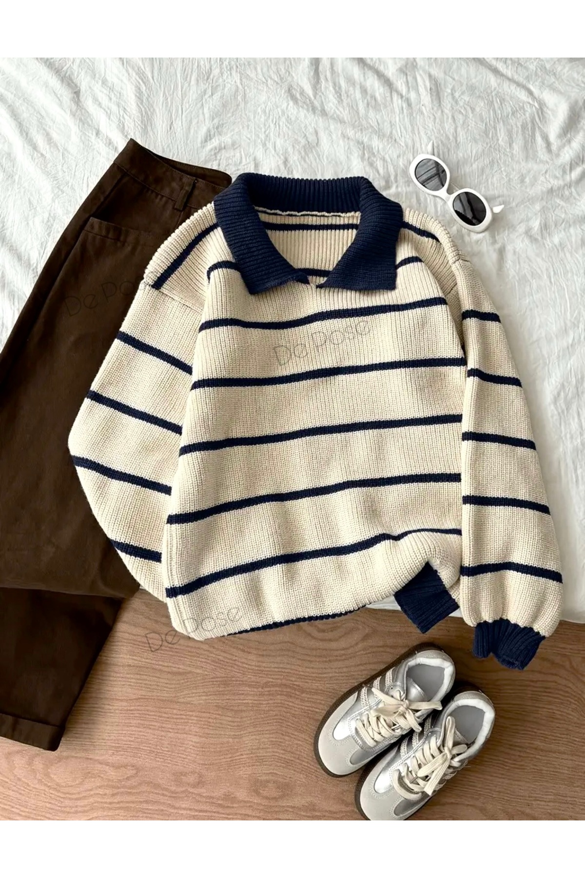 De Pose Ekru Lacivert Selanik Örgü Polo Yaka Oversize Kadın Triko Kazak