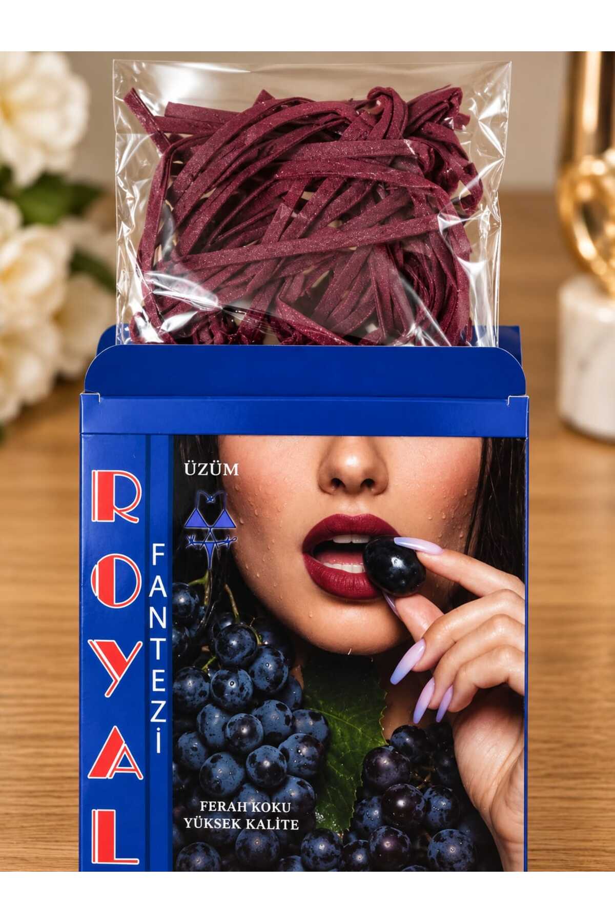 Lillie Royal yeni üzüm aromalı sütyen tanga detay
