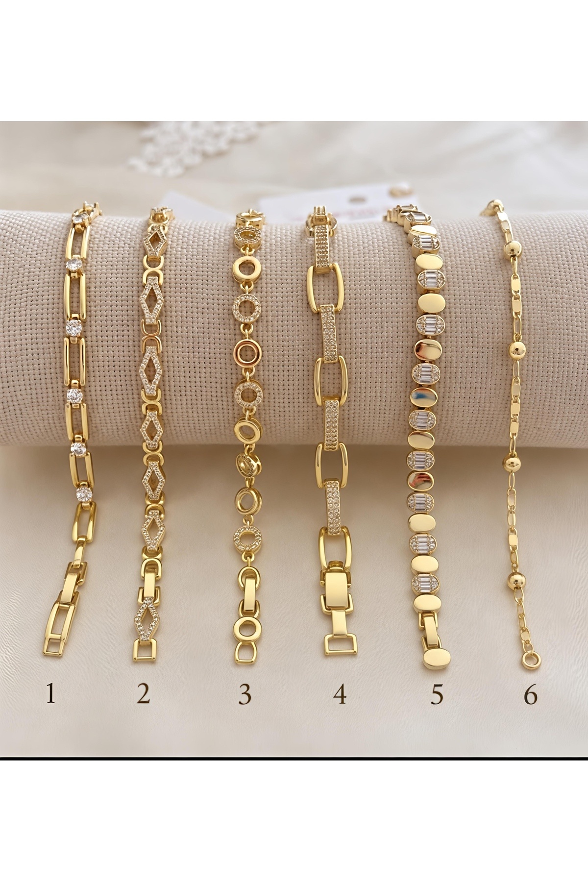 GOSEA Kadın 14K Gold Renk Zirkon Taşlı Paslanmaz Çelik Kararma Solma Yapmaz Işıltılı Şık Zincir Ve Halka Detaylı Bileklik Modelleri