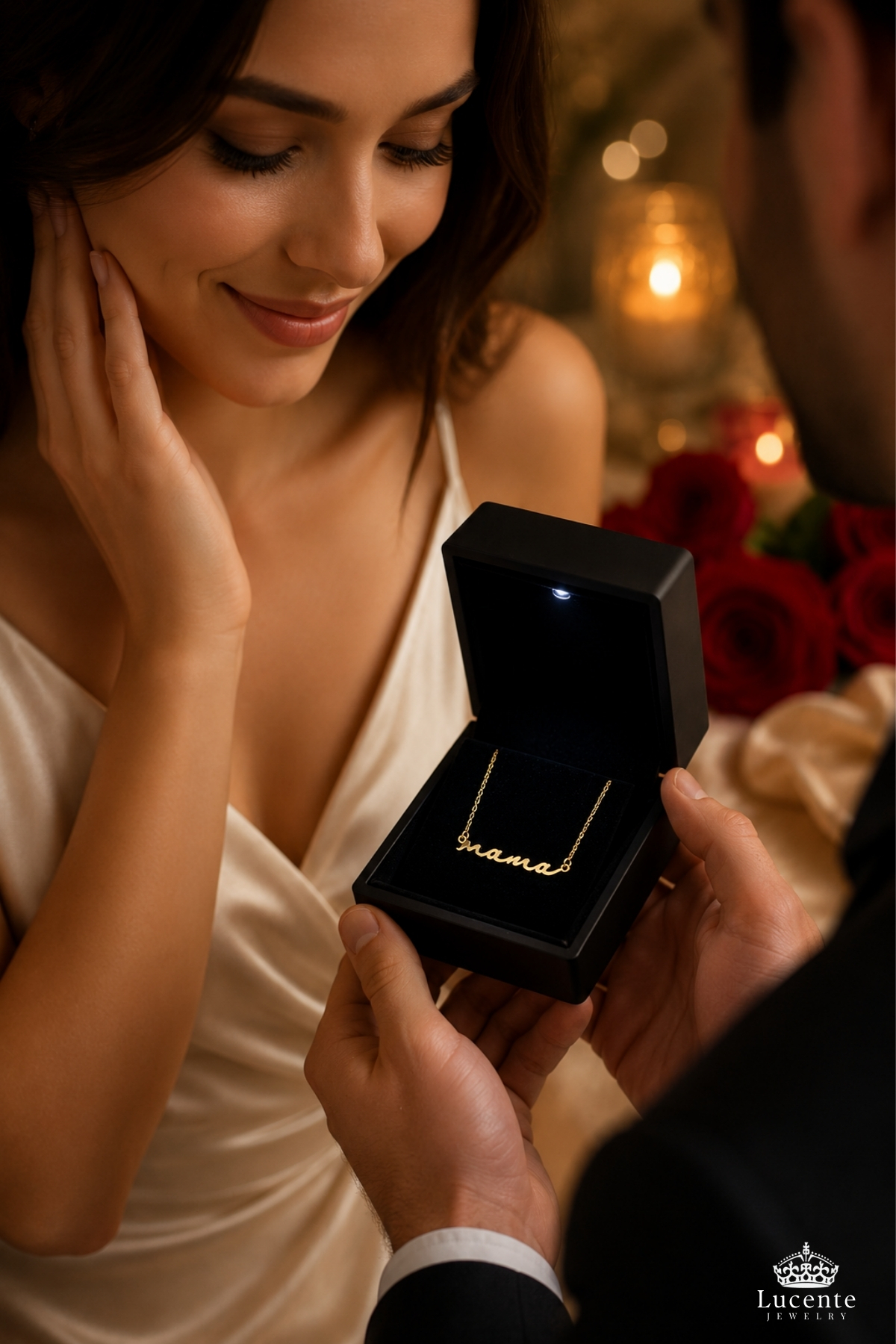 Lucente Jewellery Işıklı Hediye Kutulu 925 Ayar Luxury Serisi Mama / Anne Yazılı Özel Model Gümüş Anneler Günü Hediyesi İçin 45 Cm Zincirli Anneye Hediye Anneler İçin Özel Tasarım Küpe Hediyeli Şık ve Zarif Kolye görsel 4