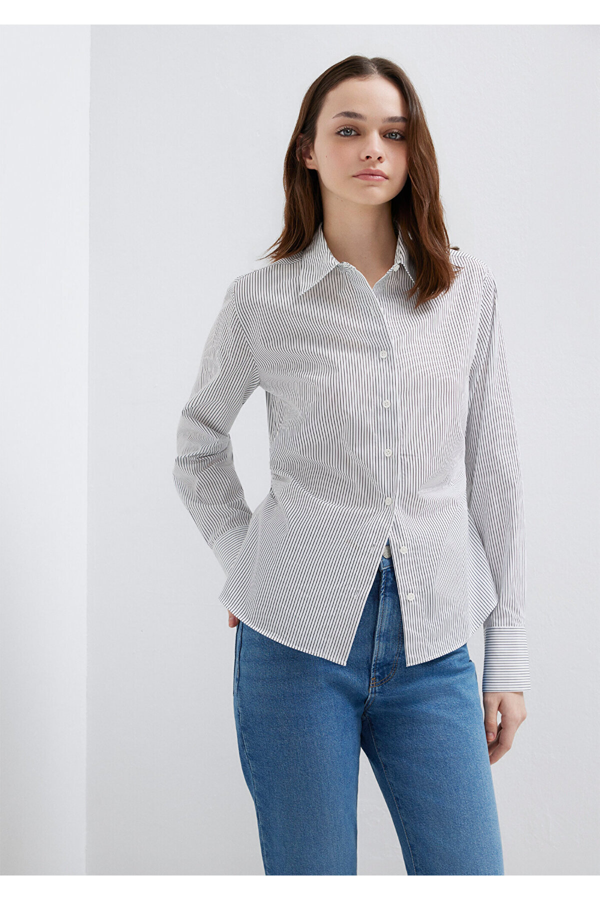 Antrasit Çizgili Beyaz Gömlek Slim Fit / Dar Kesim 1211378-91377 — سفید — تصویر 2 از 7