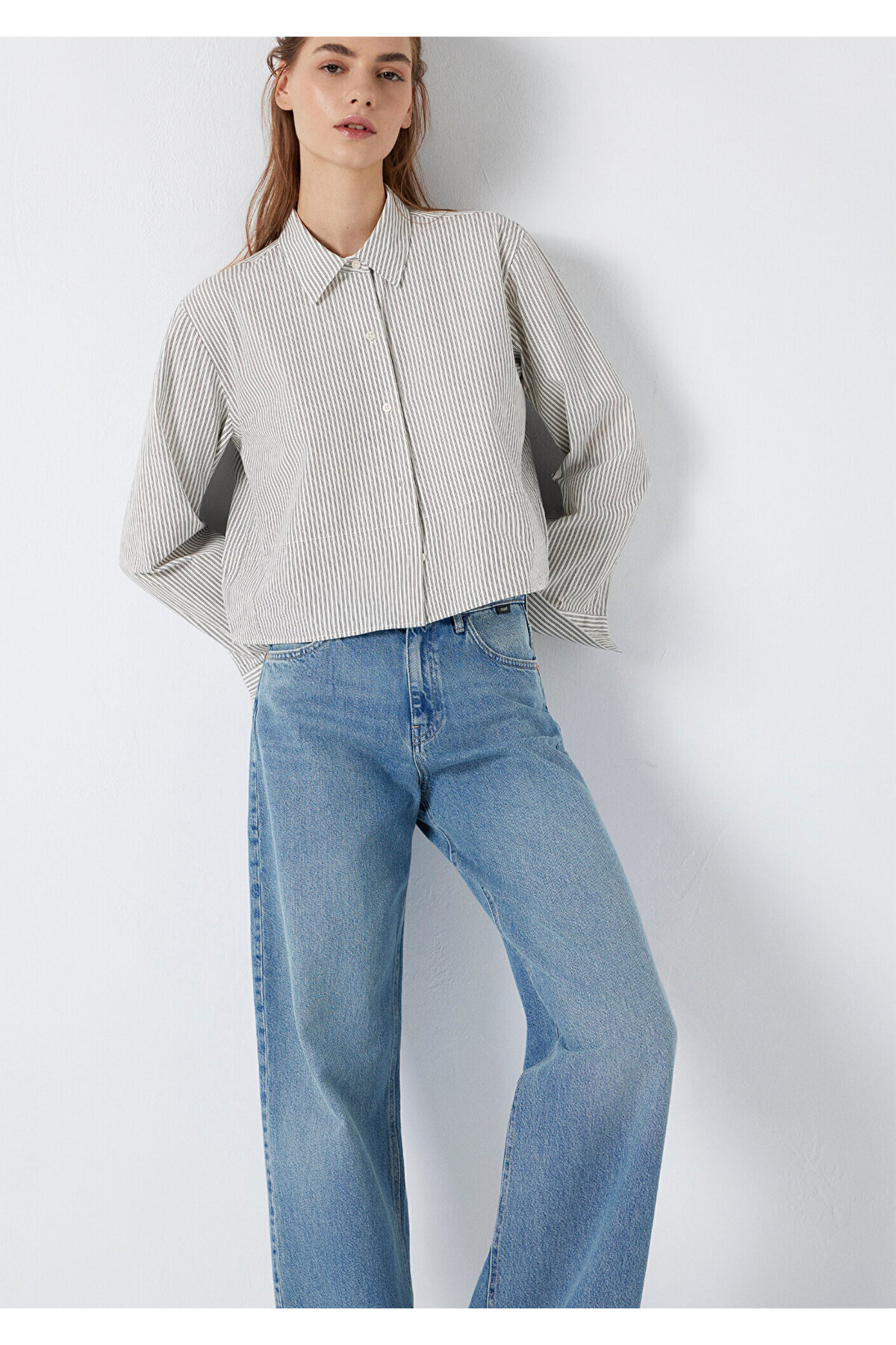 Çizgili Beyaz Gömlek Loose Fit / Bol Rahat Kesim 1211394-84014 — سفید — تصویر 3 از 8