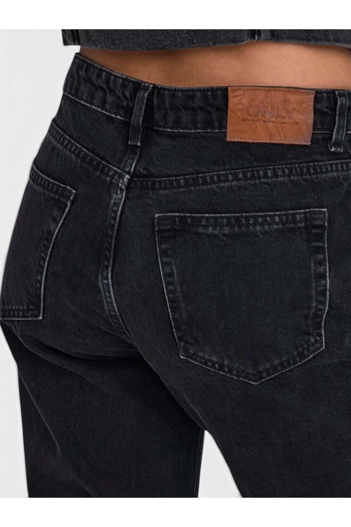 ONLY ONLJACI MW STRAIGHT BL DNM CRO Kadın Siyah Jean - 15301779 görsel 4