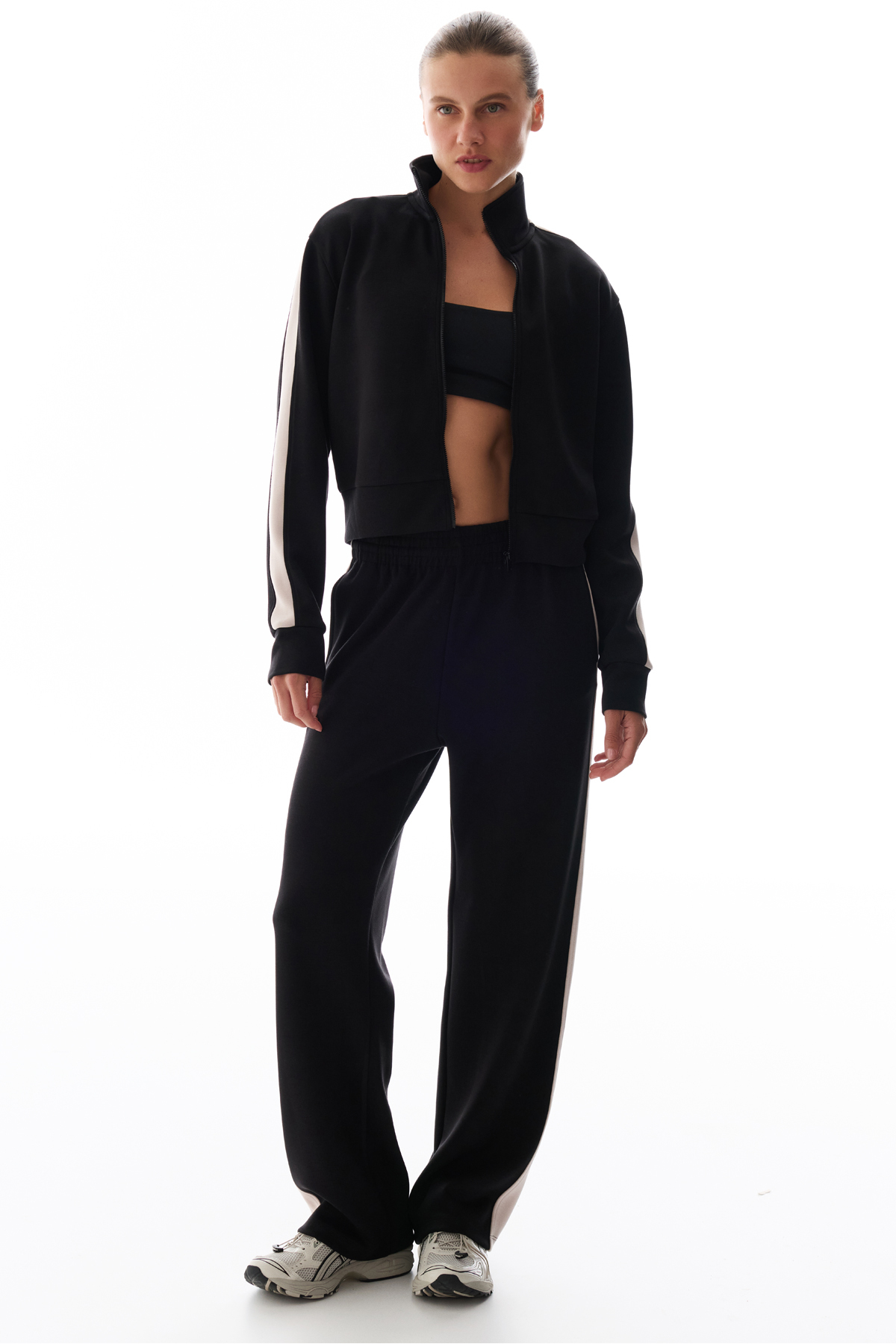 Penti Siyah İpeksi Dokunuş Silky Touch Şerit Detaylı Sweatshirt görsel 2