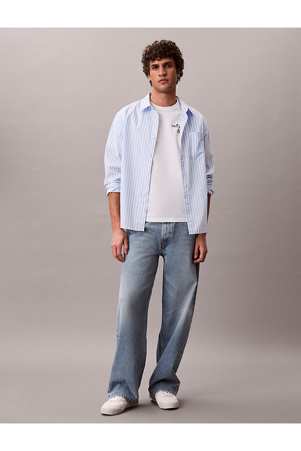 تیشرتمردانهCalvin Kleinسفید تیشرتمردانهCalvin Kleinسفید