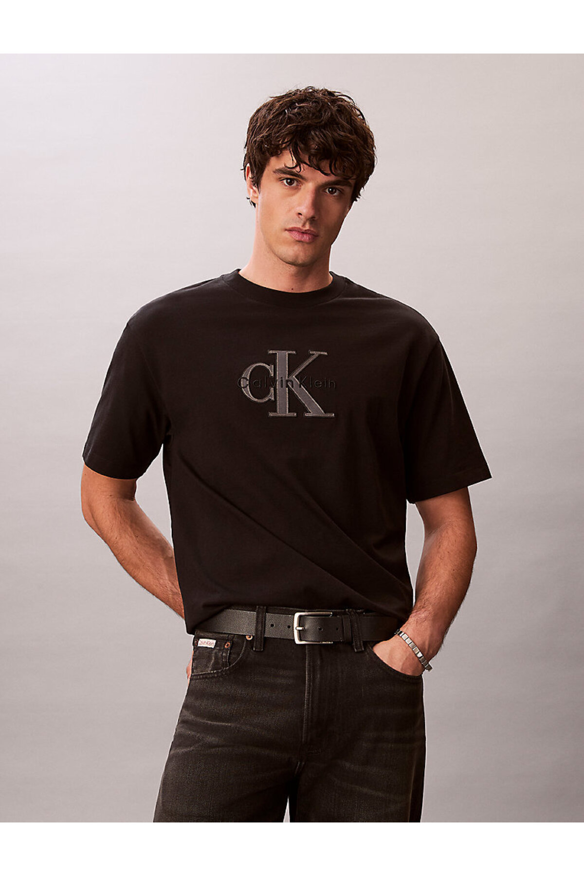 تیشرتمردانهCalvin Kleinمشکی
