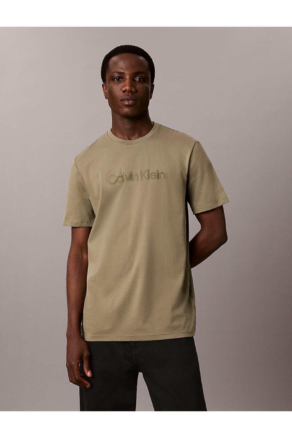 تیشرتمردانهCalvin Kleinسبز تیشرتمردانهCalvin Kleinسبز