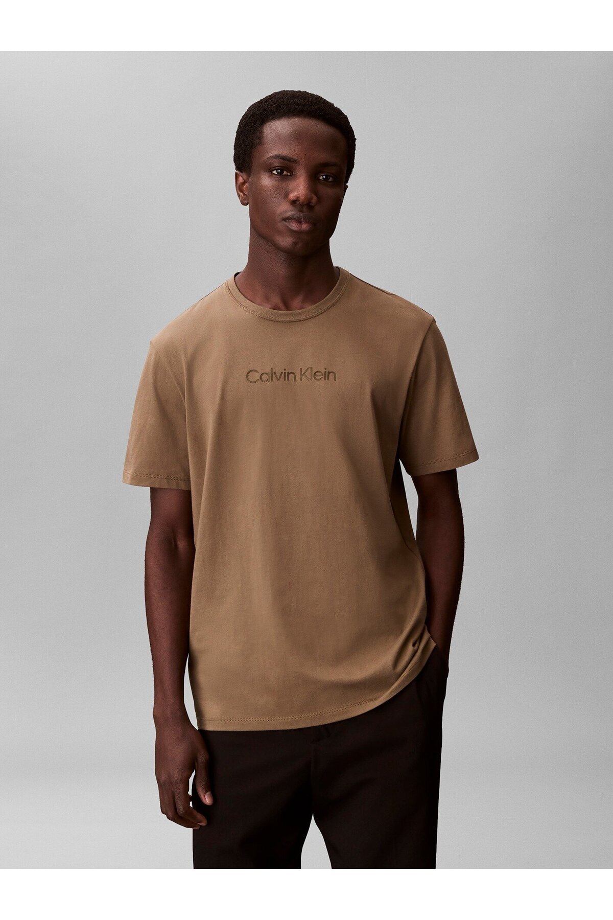تیشرتمردانهCalvin Kleinبژ تیشرتمردانهCalvin Kleinبژ