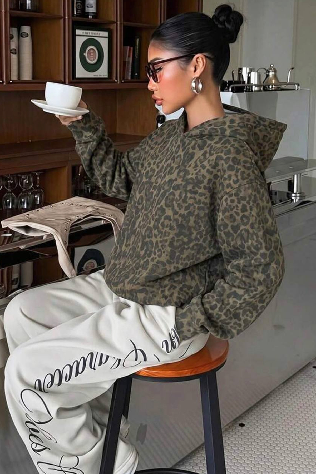 İlayda Toprak Hood Haki Leopar Desen Kapüşonlu Rahat Kalıp Hoodie Günlük Uzun Kollu Sweatshirt görsel 5