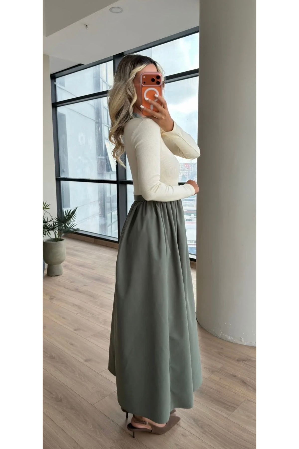 talyambutik Kadın Yeni Sezon Uzun Kollu Polo Yaka Kemer Detaylı Cepli Elbise görsel 2