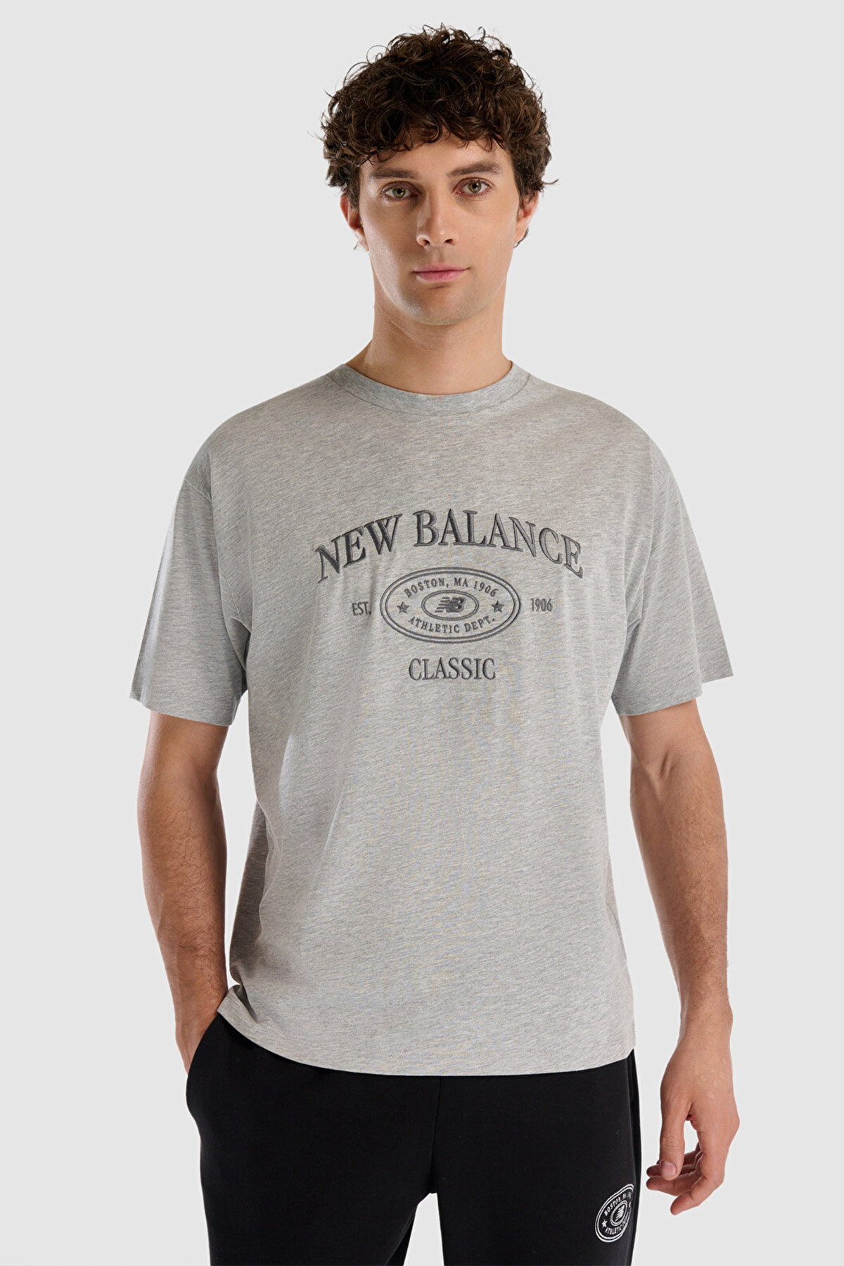 تی‌شرت یقه گرد مردانه نیو بالانس تی شرت New Balance
